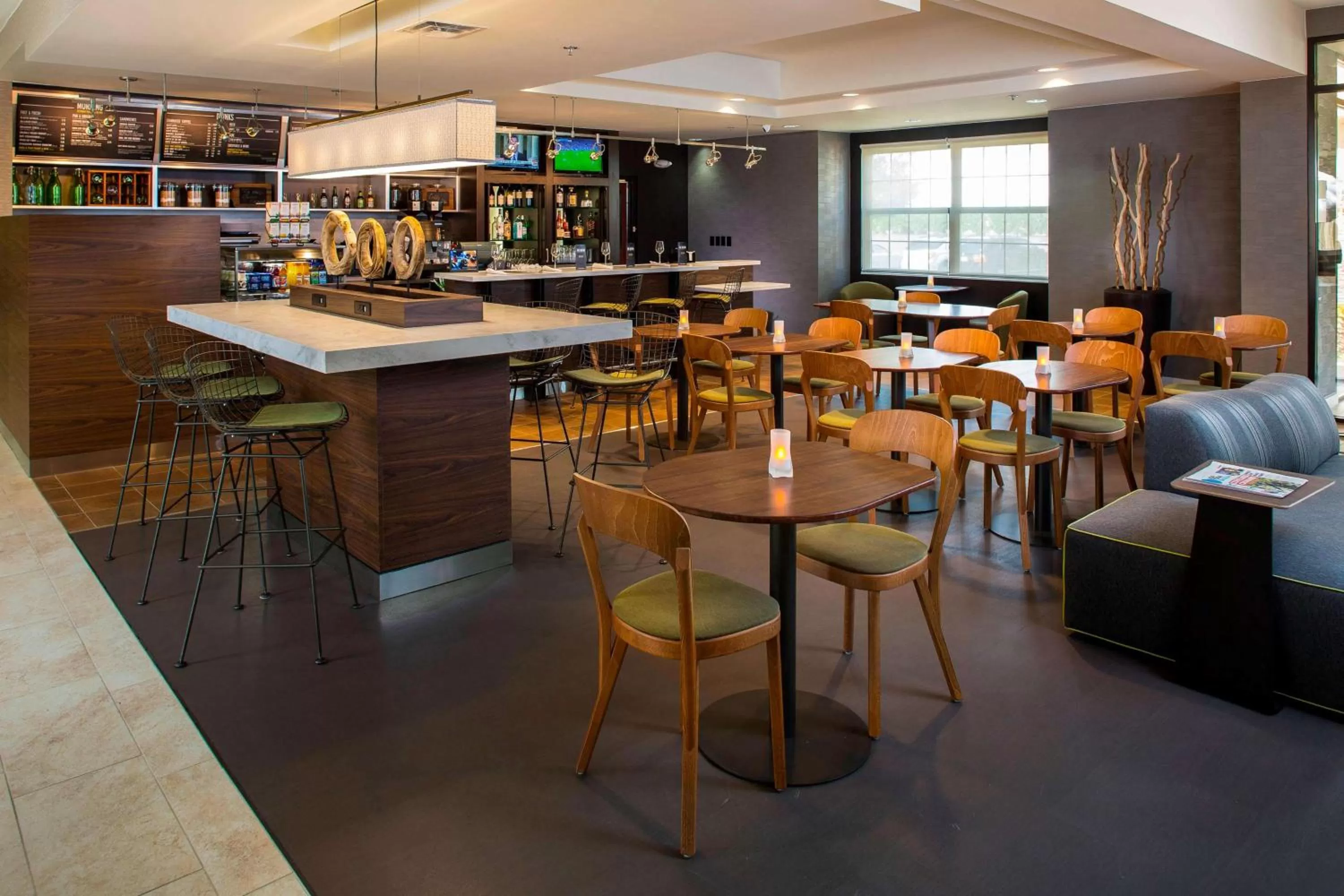 Restaurant/places to eat in Sonesta Select Atlanta Norcross I 85