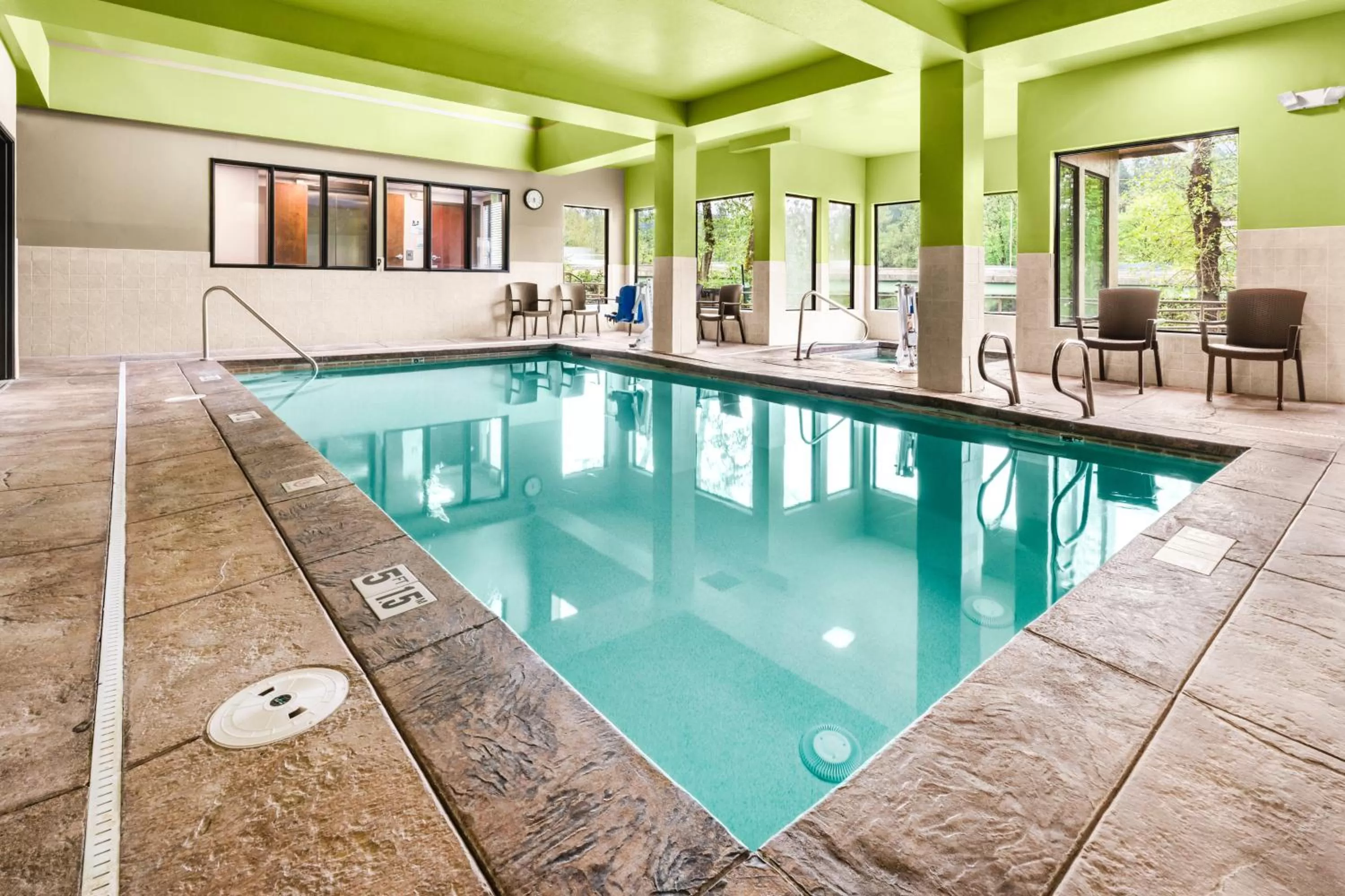 Swimming pool in Holiday Inn Express Portland SE - Clackamas Area by IHG