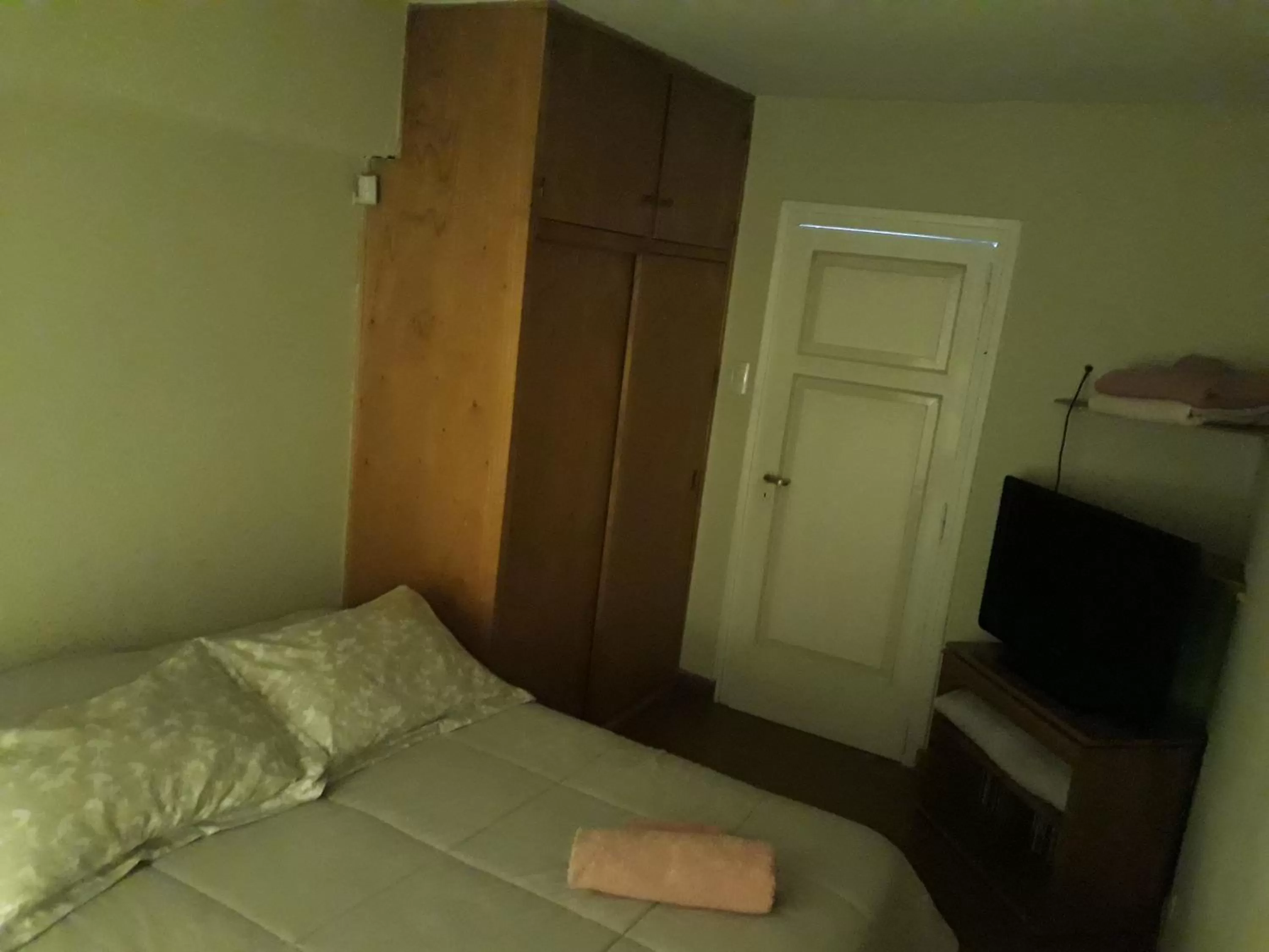 Photo of the whole room, Bed in Casa cerca del centro Bed&breakfast