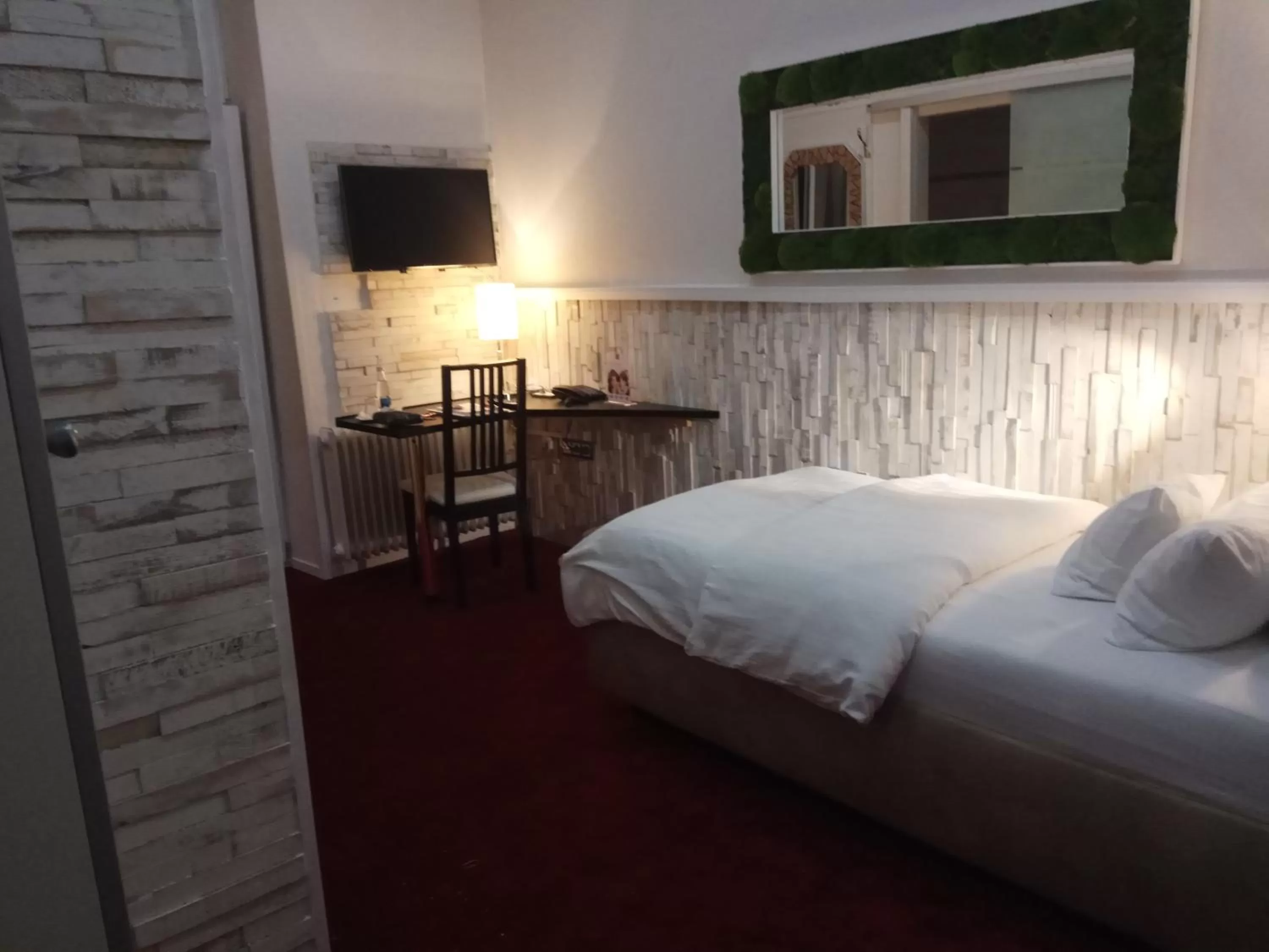 Photo of the whole room, Bed in Hotel Almrausch