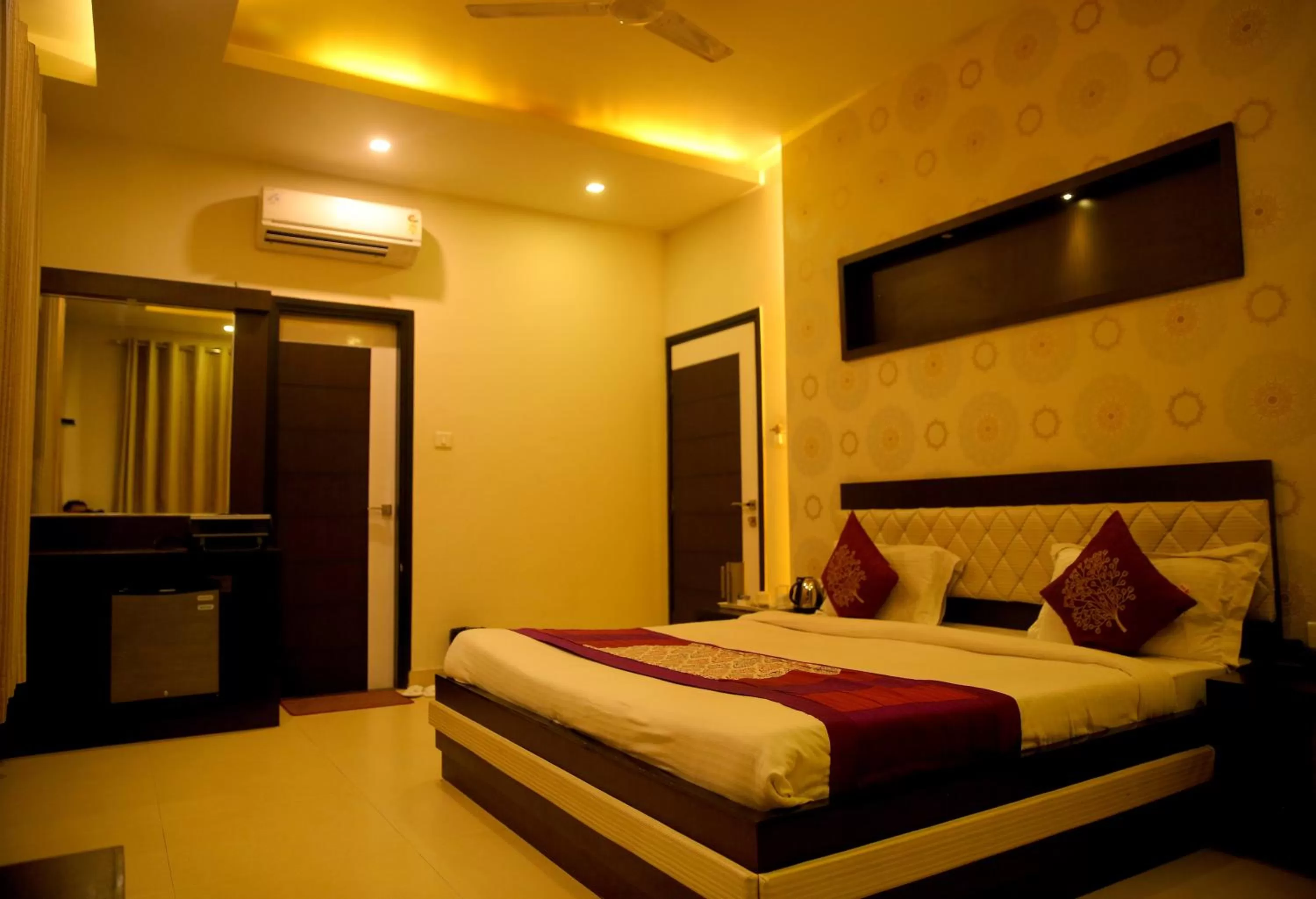 Photo of the whole room, Bed in Hotel Rivera Palace