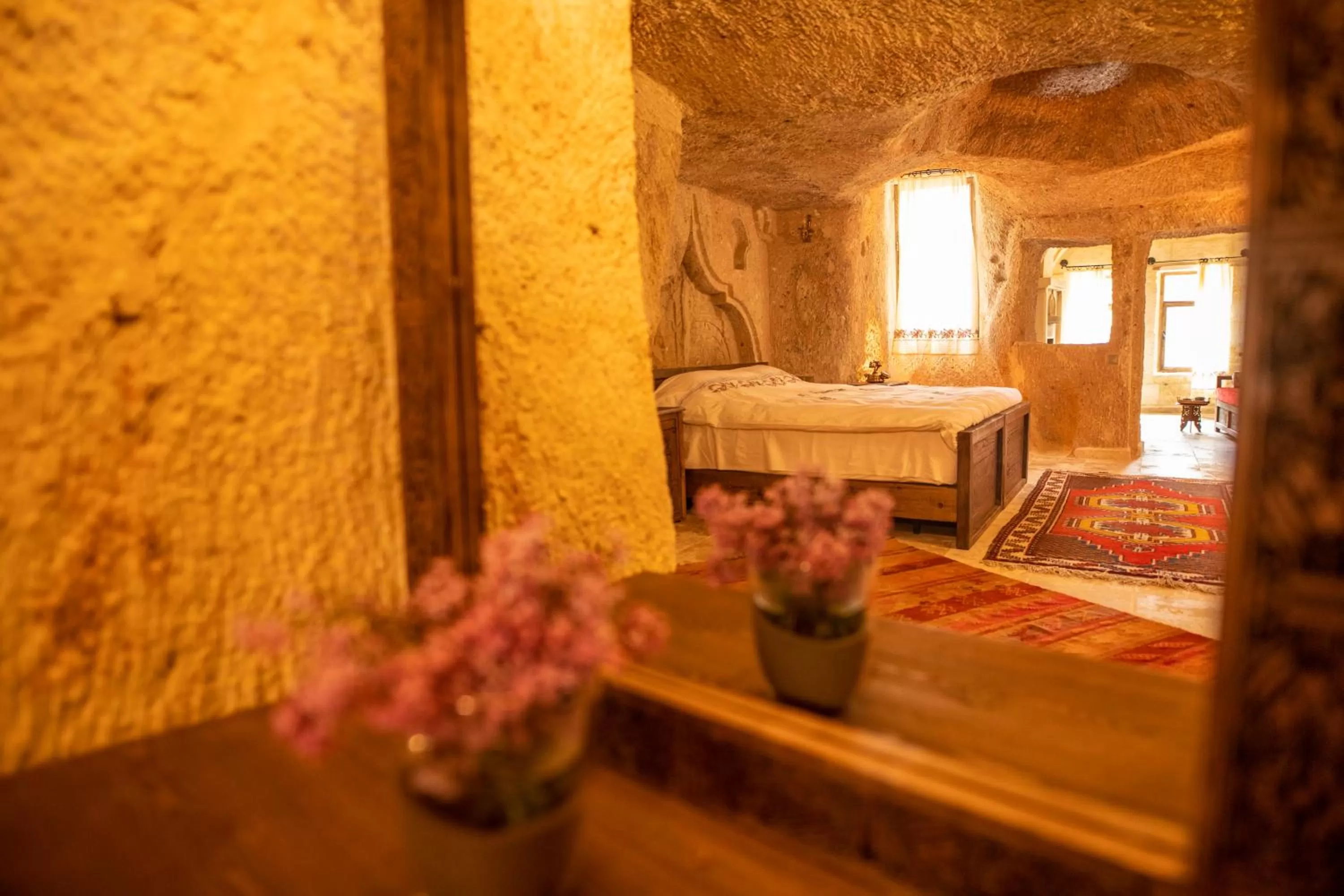 Massage, Bed in Kayata Cave Suites Special Class