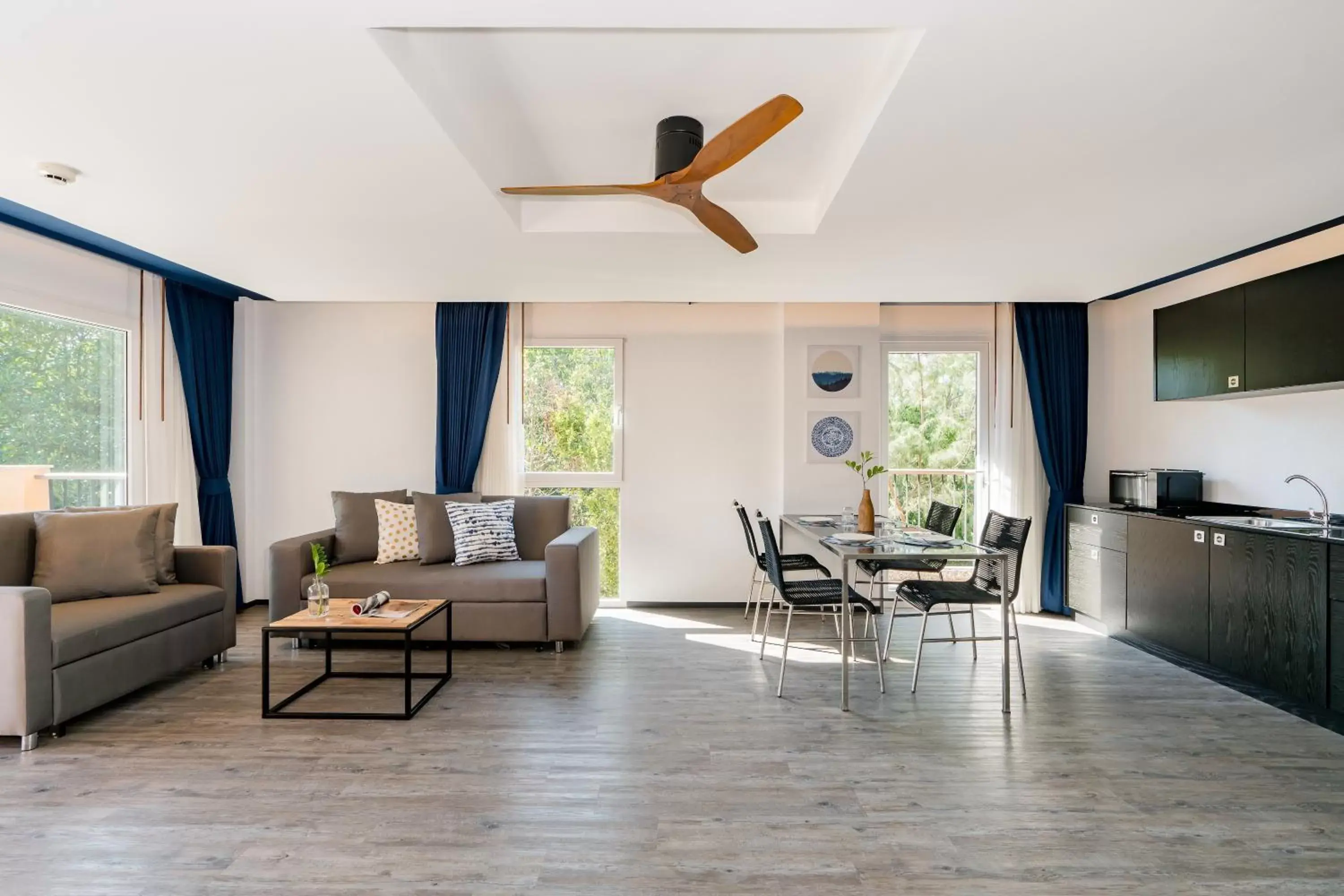 Two-Bedroom Suite in Marina Sands Resort Two-Bedroom Suite in Marina Sands Resort