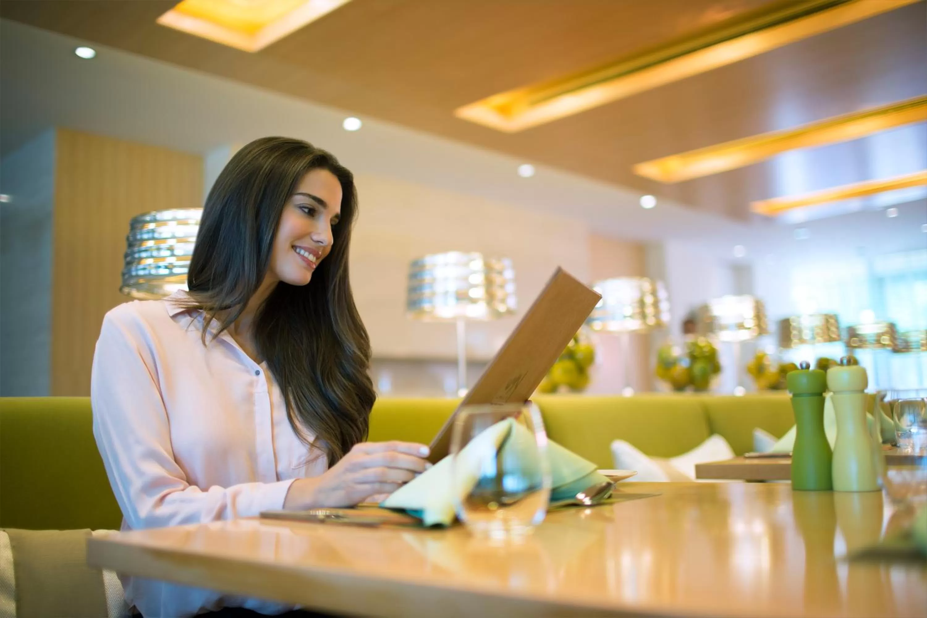 Restaurant/places to eat in Park Rotana Abu Dhabi