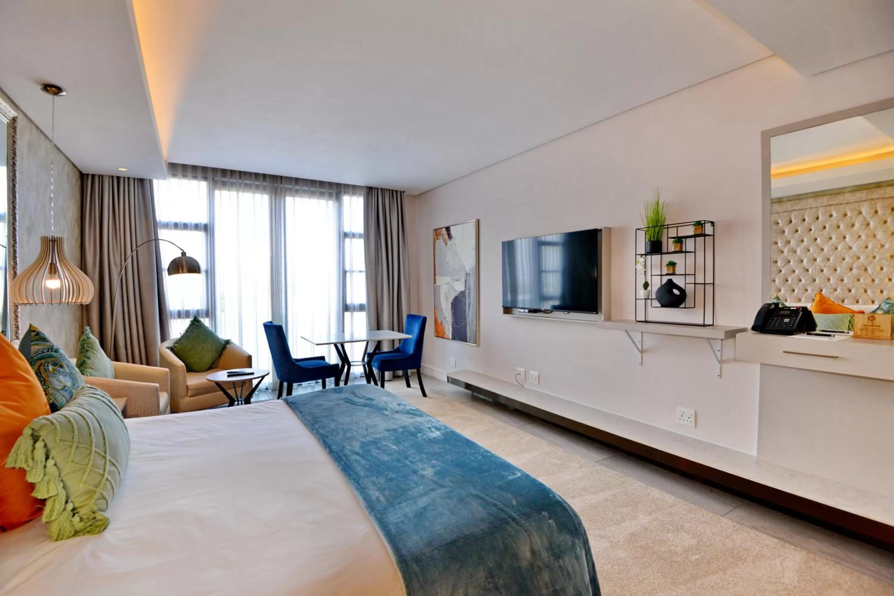 Bed in The Houghton Hotel, Spa, Wellness & Golf