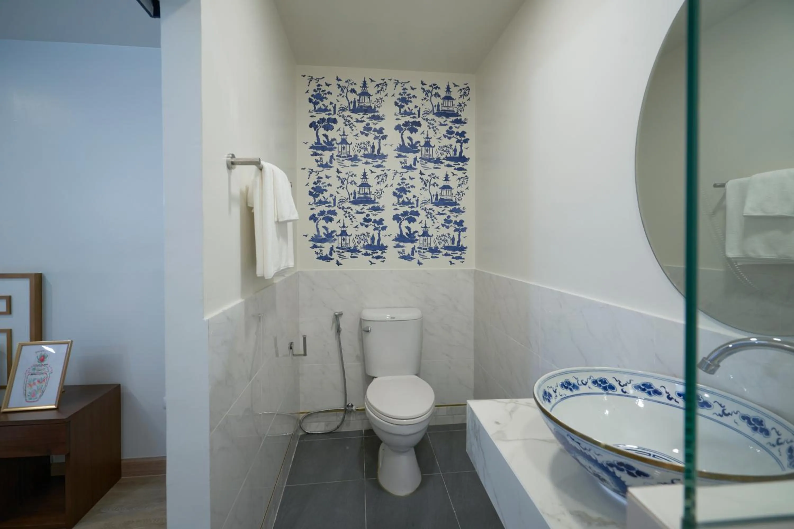 Bathroom in Sweet's Escape