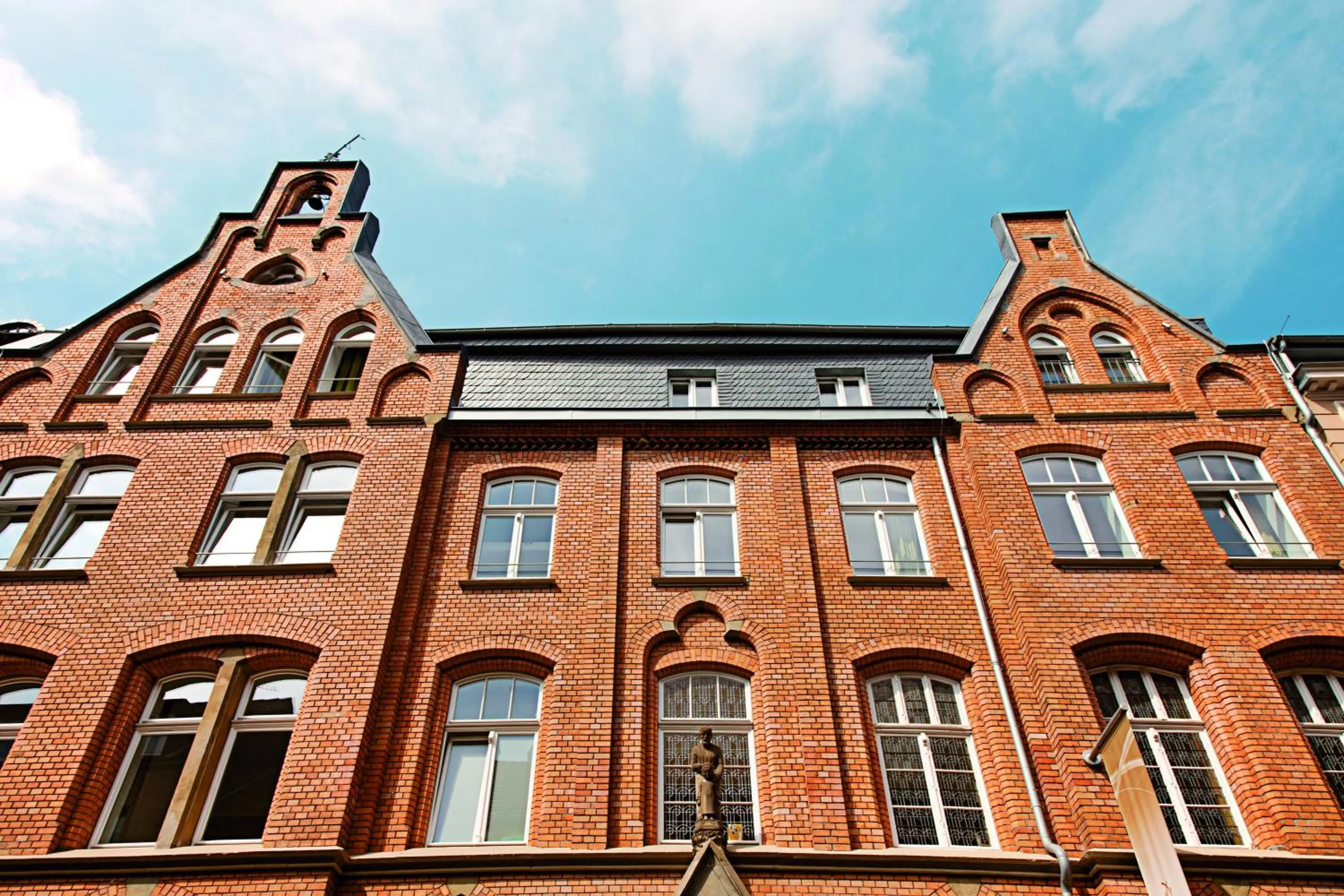 Facade/entrance in HOPPER Hotel St. Josef