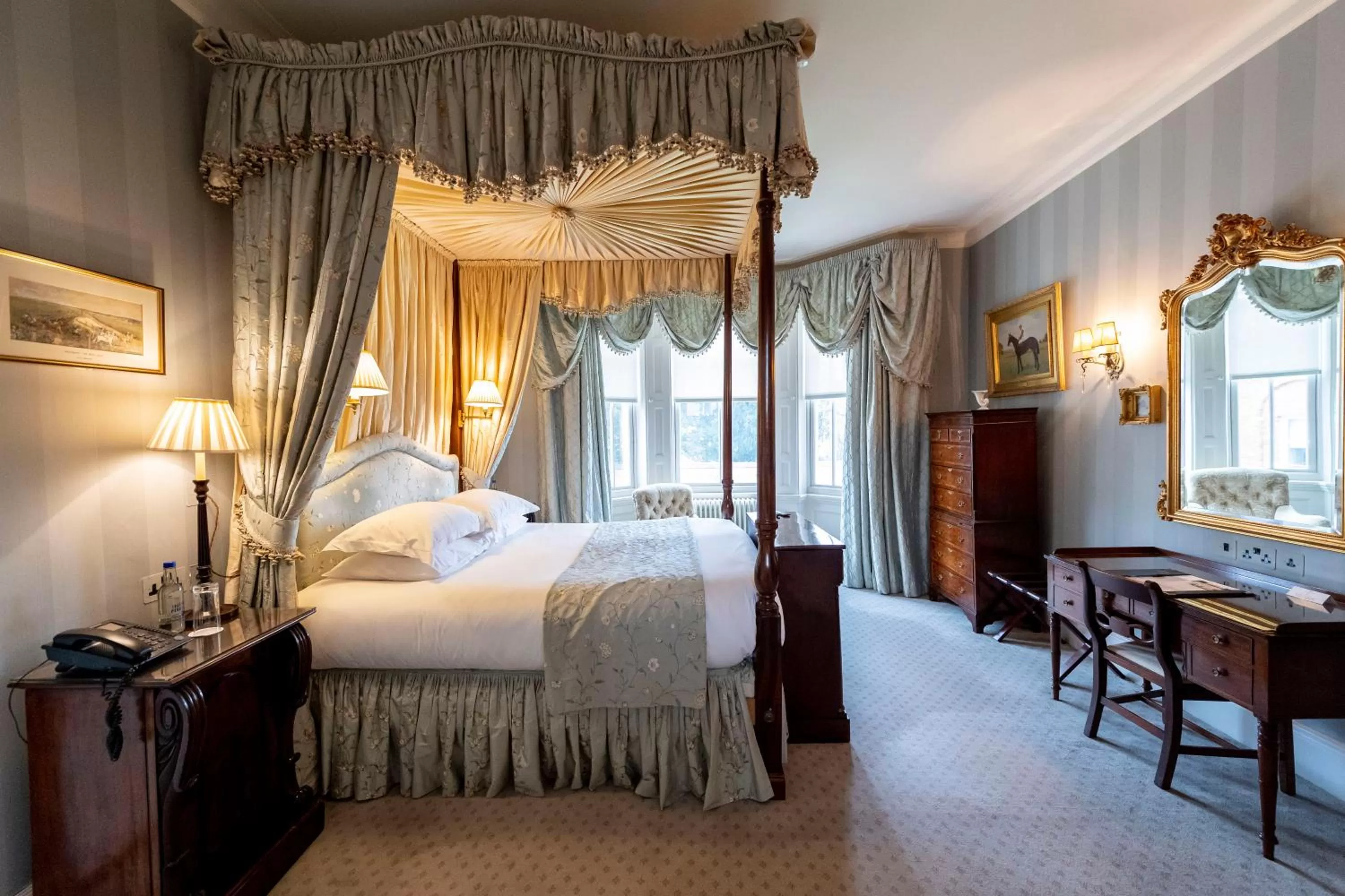 Bedroom, Bed in The Jockey Club Rooms