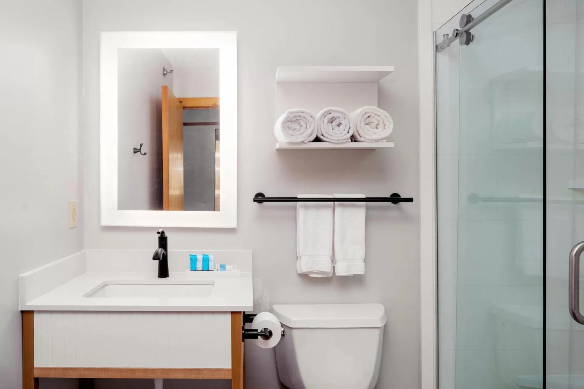 Bathroom in Caribou Highlands Lodge