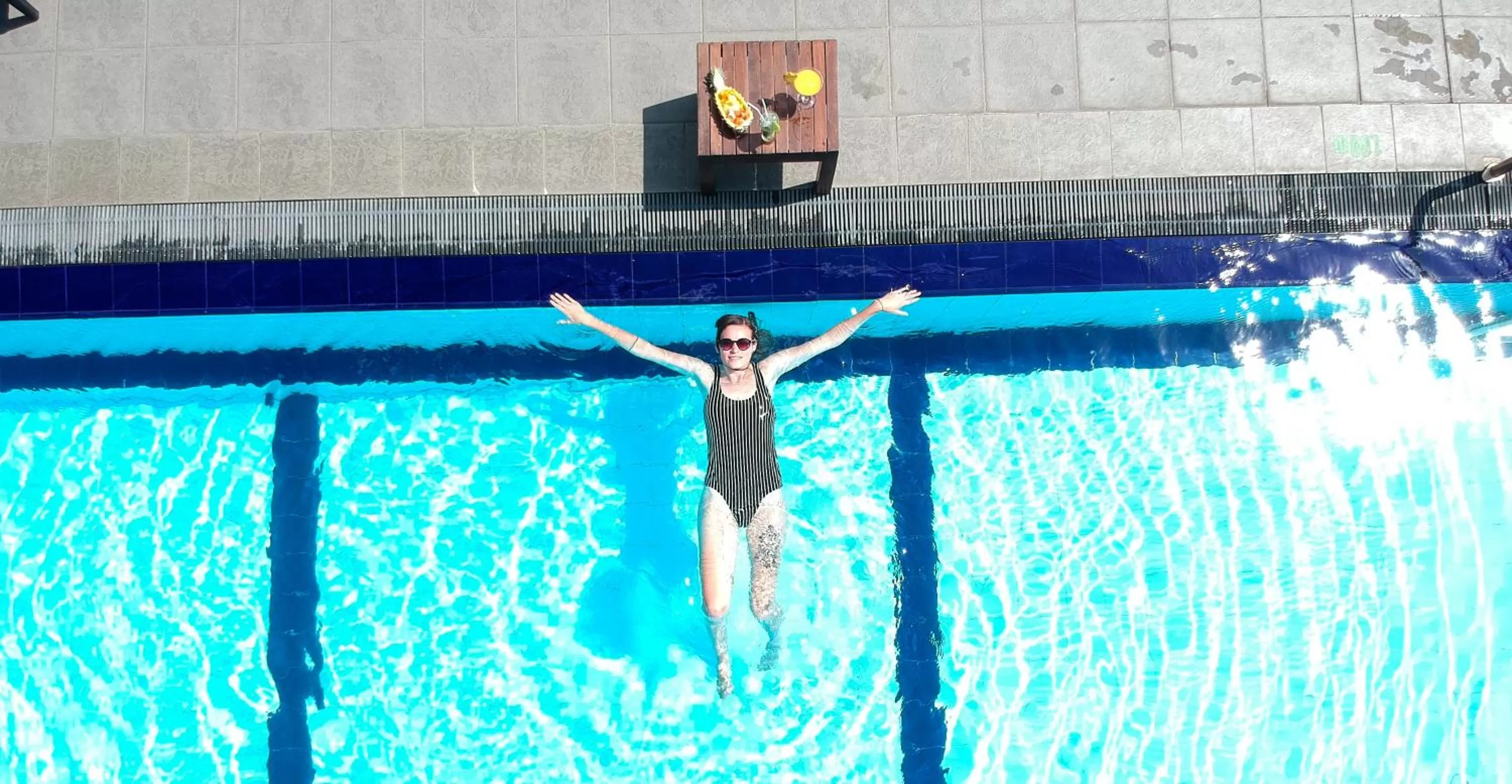 Swimming pool in Weligama Ocean Breeze