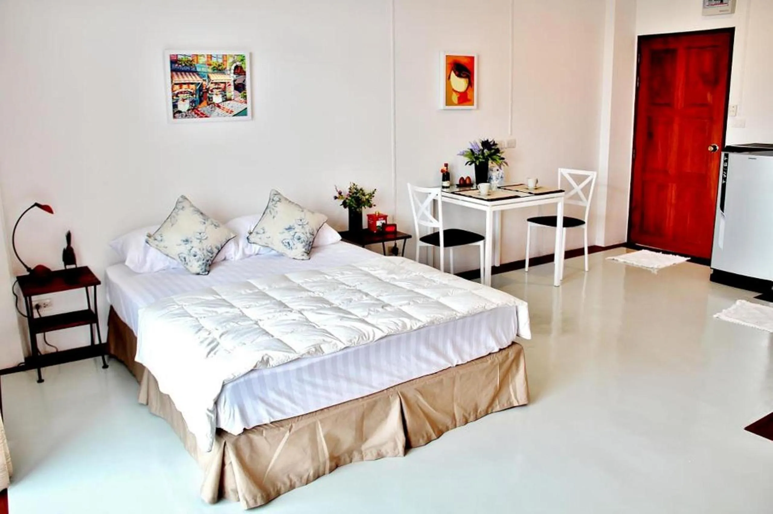 Bed in The Meet Green Apartment