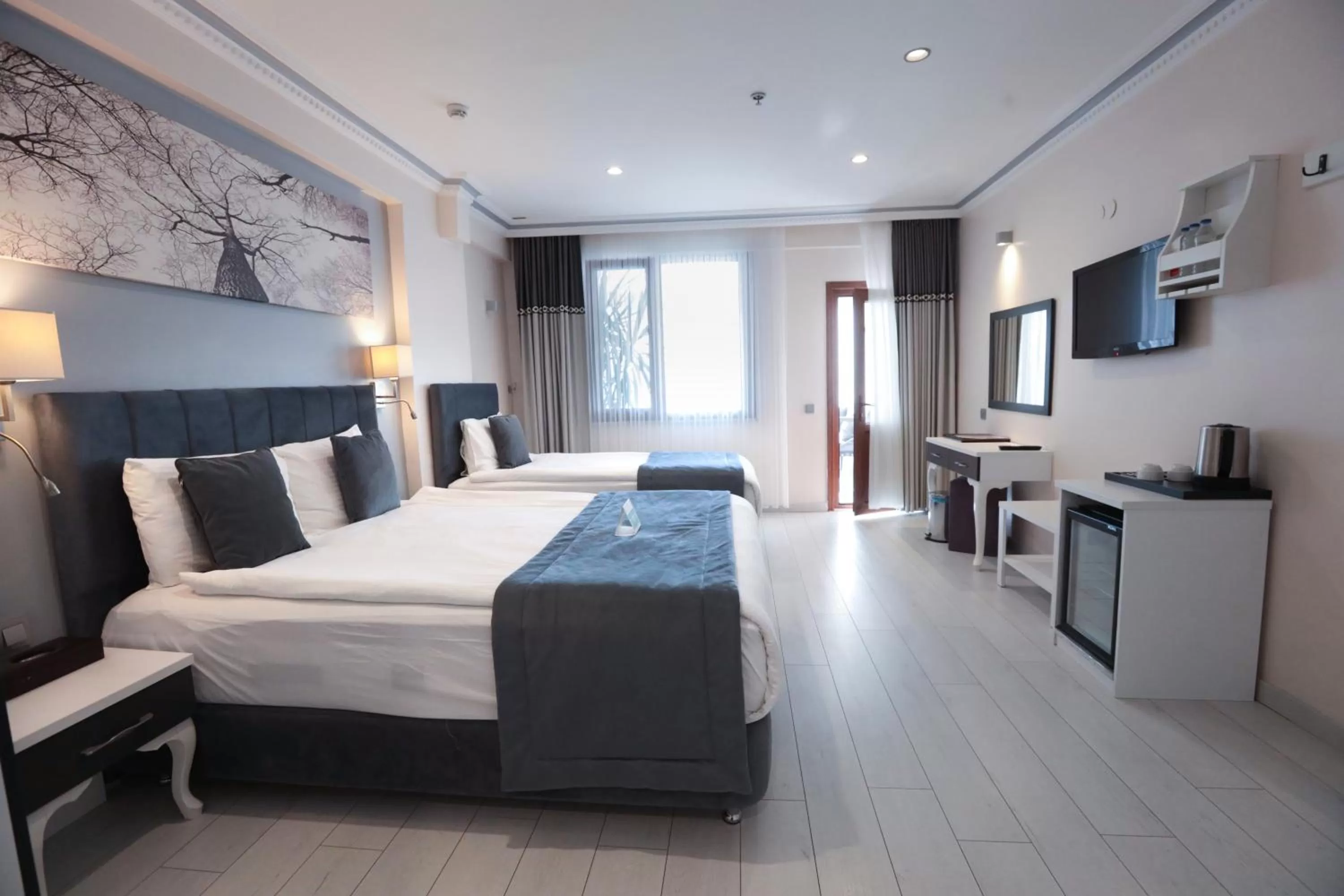 Bed in Skalion Hotel