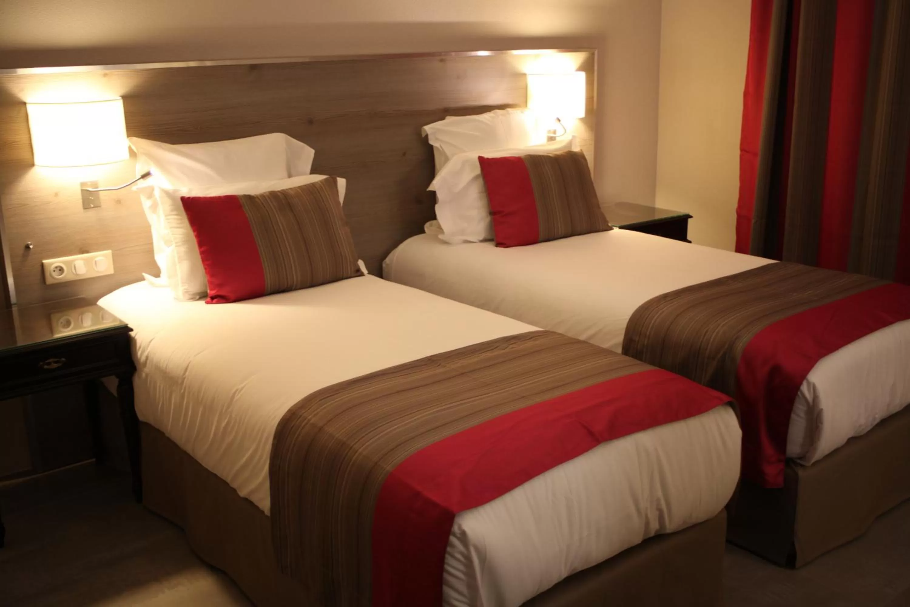 Bedroom, Bed in Mercure Cayenne Royal Amazonia