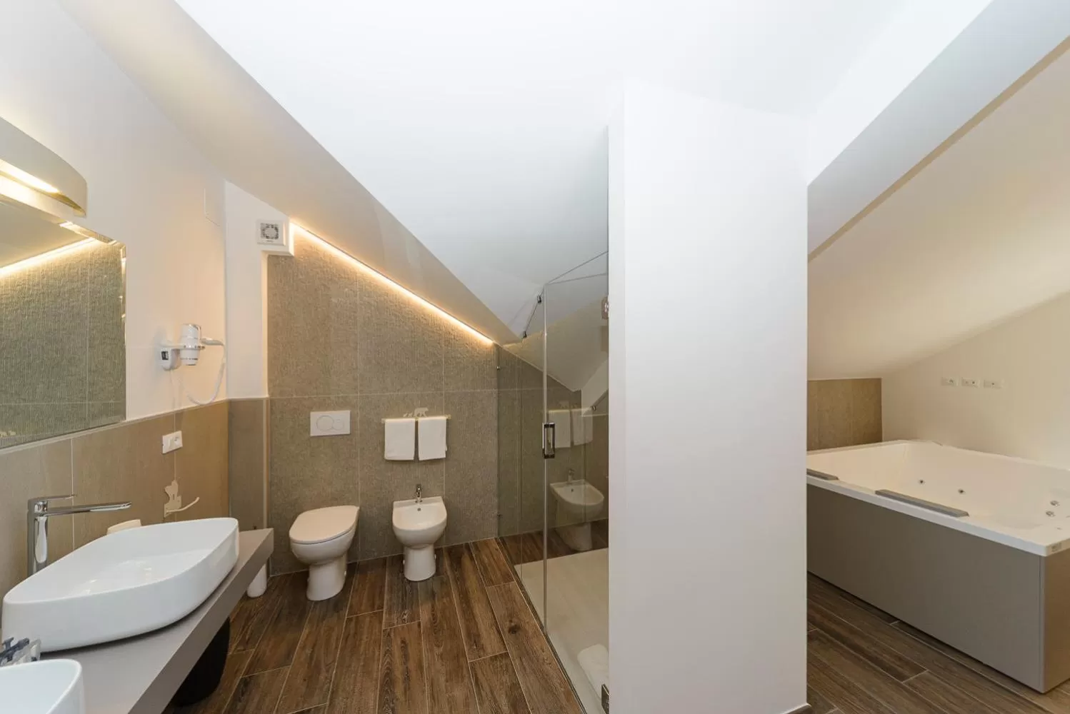 Bathroom in Relais Chalons d’Orange