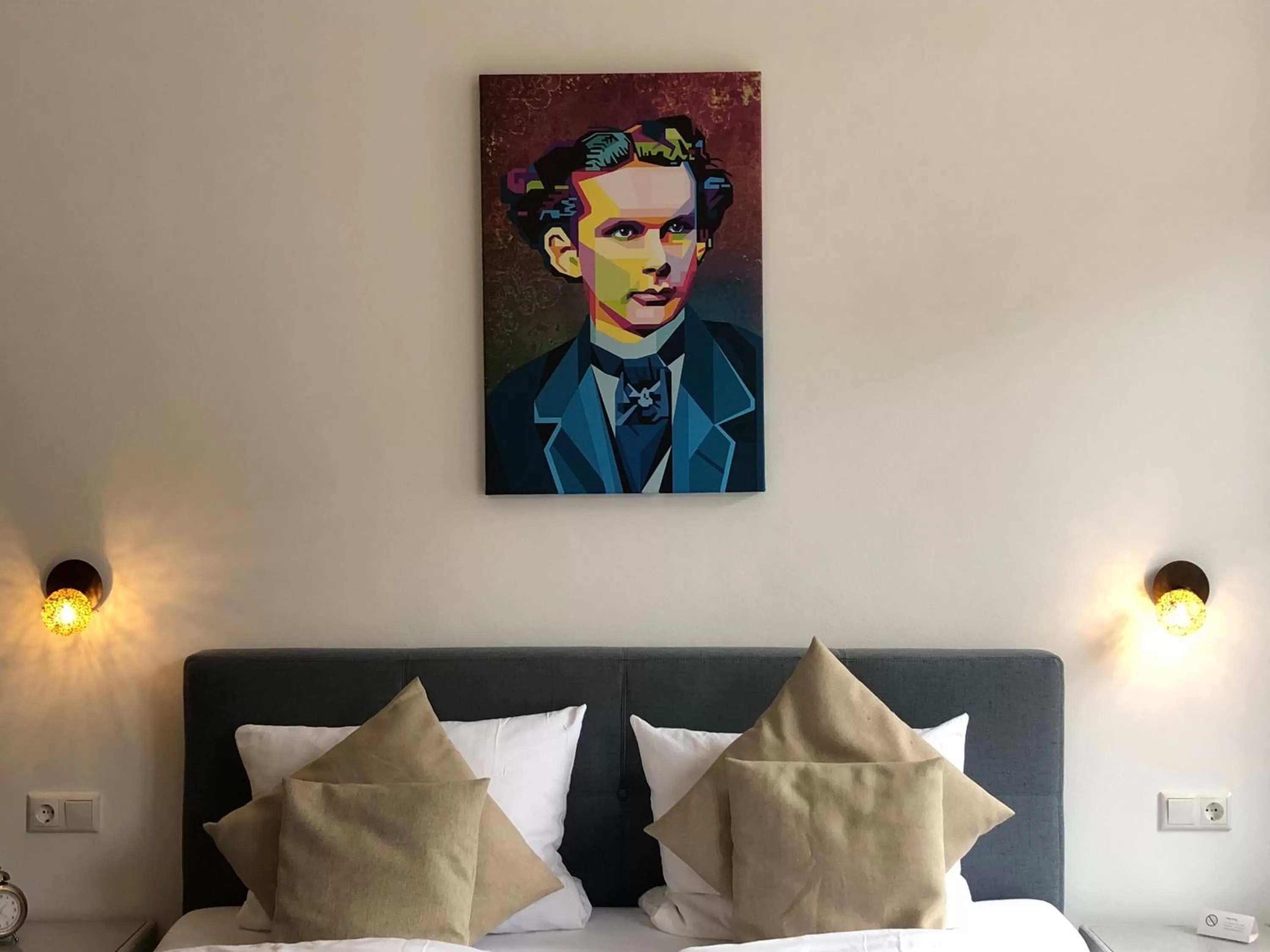 Bed in Pension und Ferienwohnung Frech