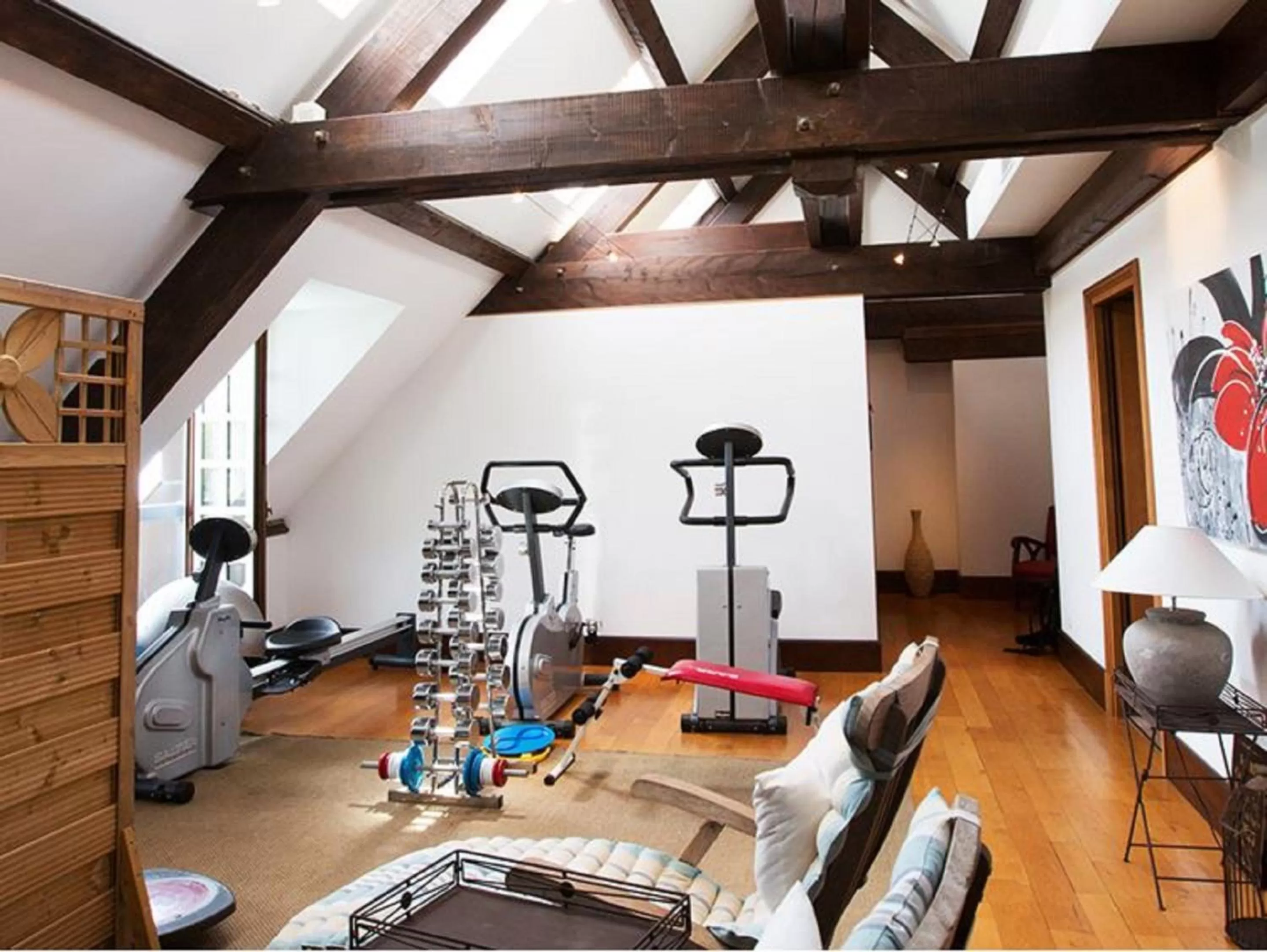 Spa and wellness centre/facilities in Château des Avenieres