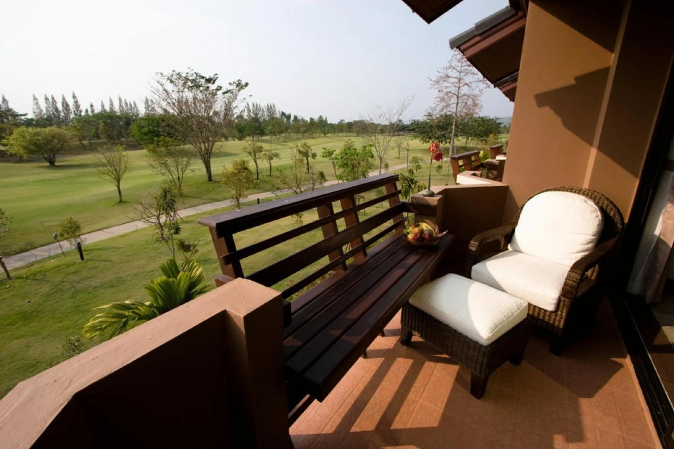 Mae Jo Golf Resort & Spa