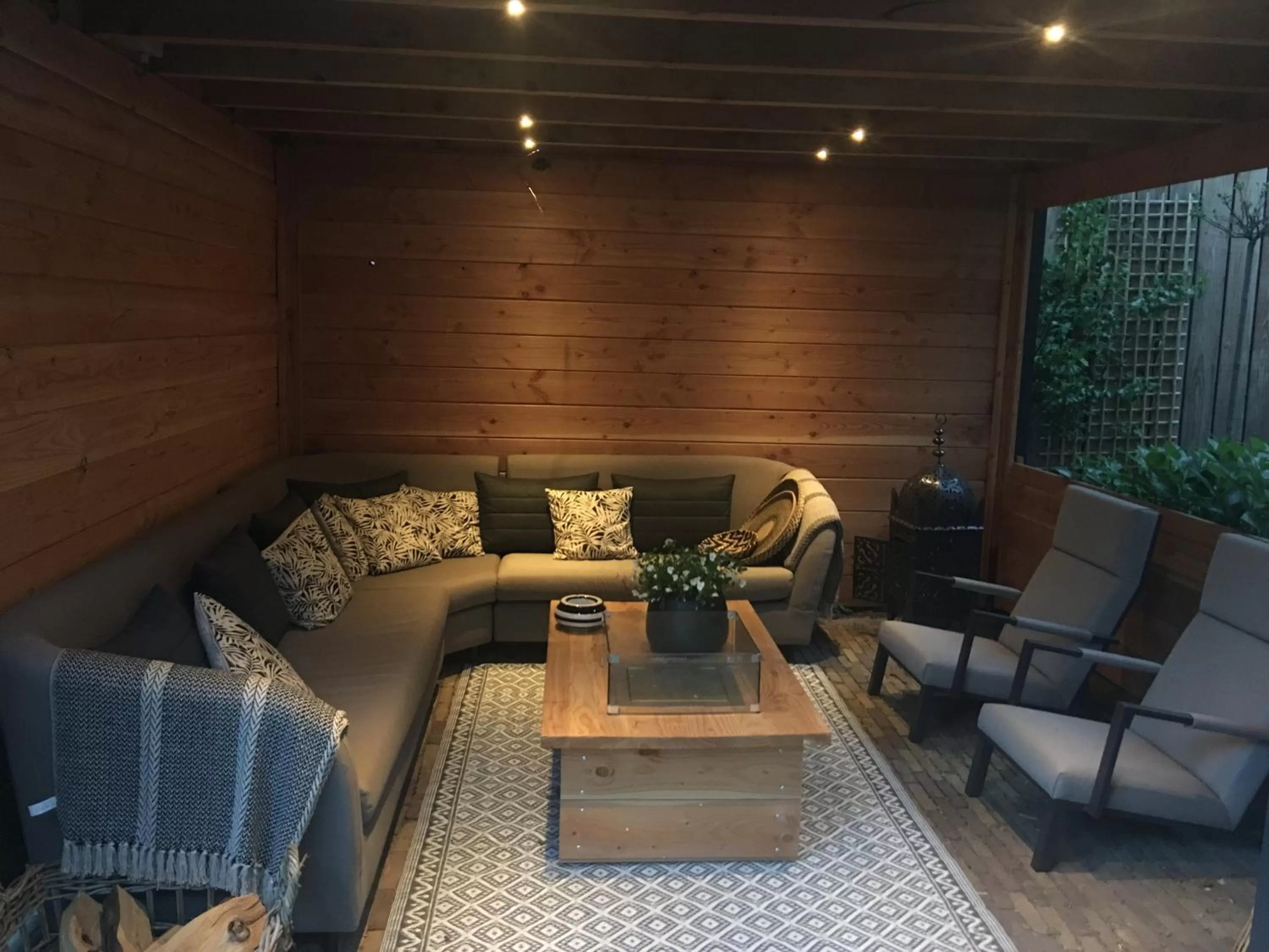 Garden in Boutique Hotel The Roosevelt