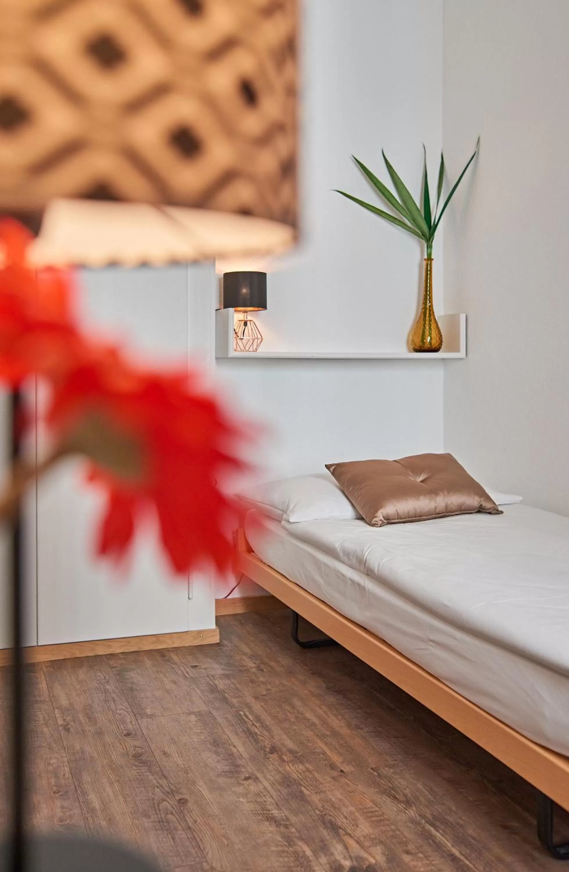 Photo of the whole room, Bed in Saint Georges Hotel