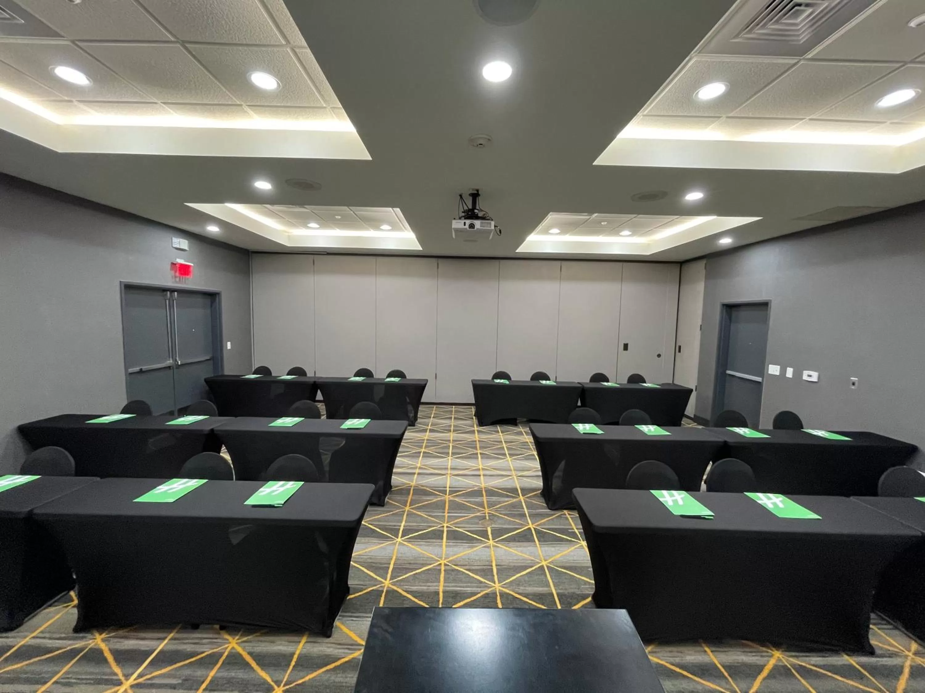 Meeting/conference room in Holiday Inn Southaven Central - Memphis by IHG