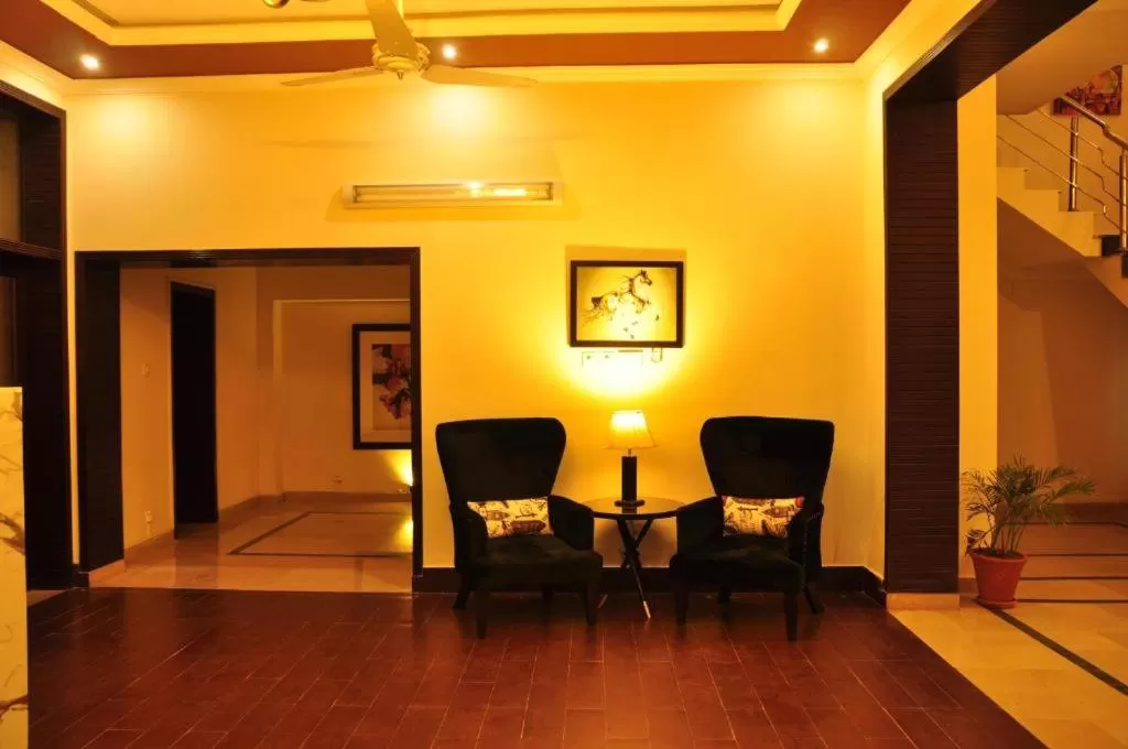 Reina Boutique Hotel - G6