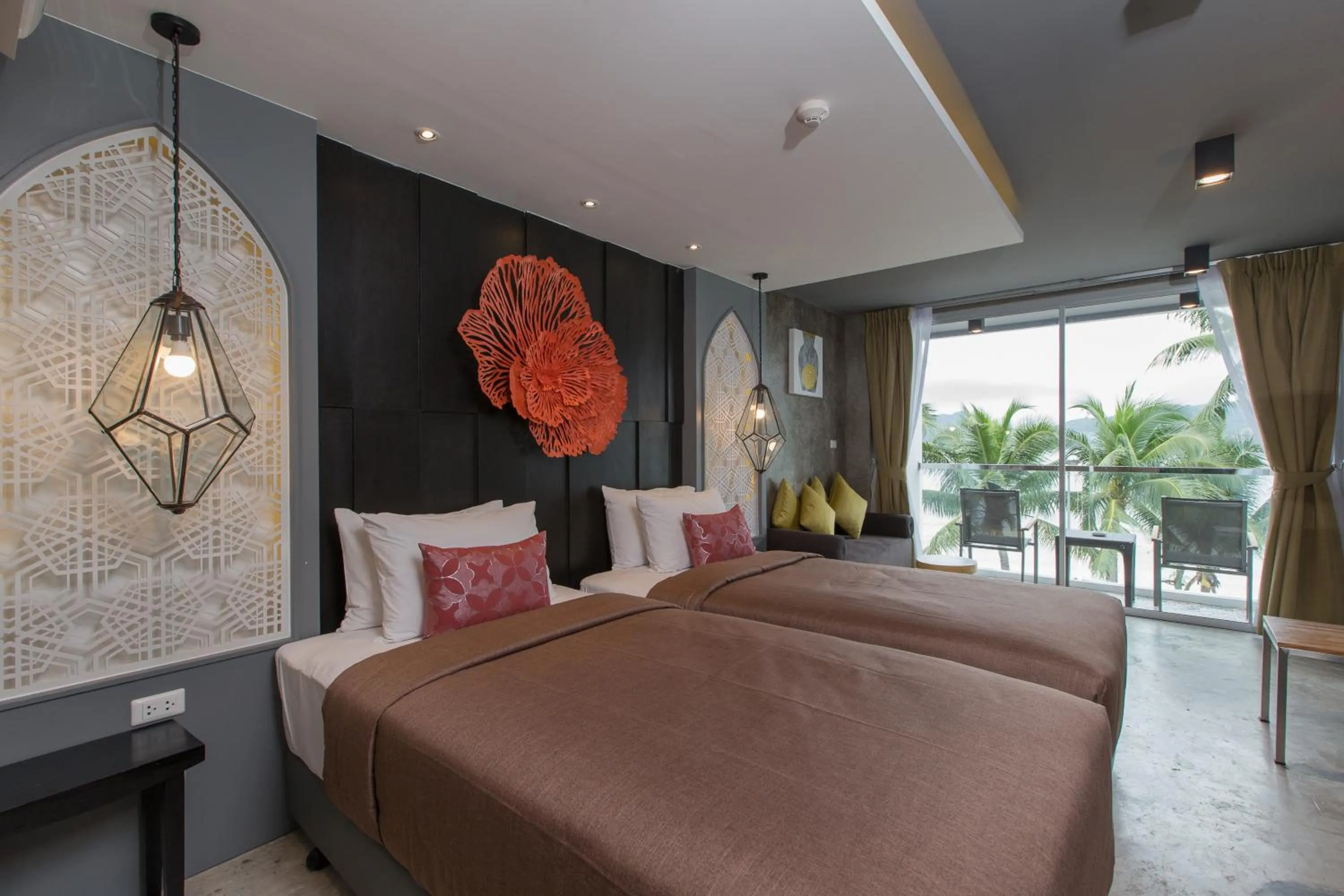 Connecting Studios with Sea View in Patong Signature Boutique Hotel