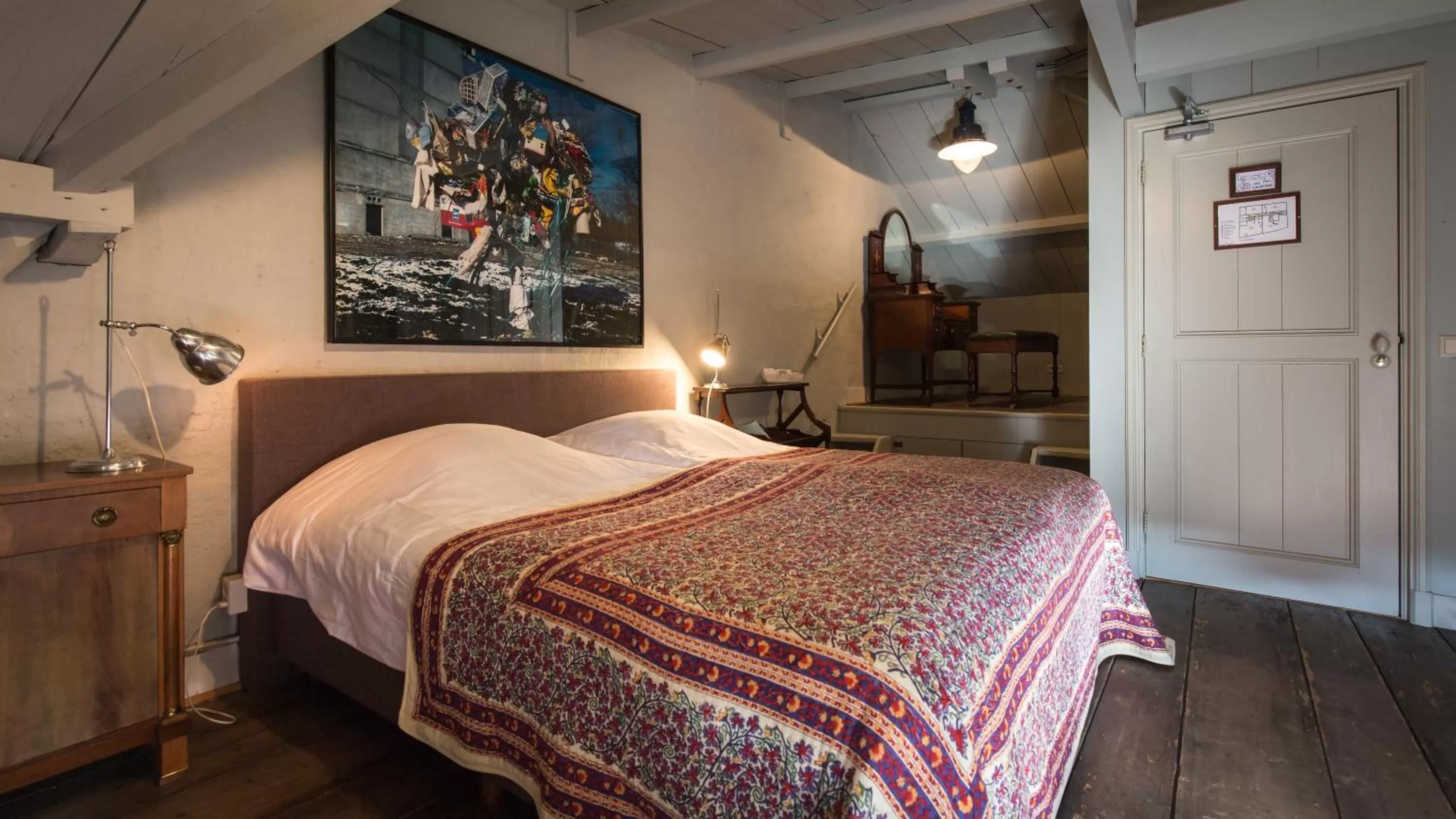 Decorative detail, Bed in Logement Swaenenvecht