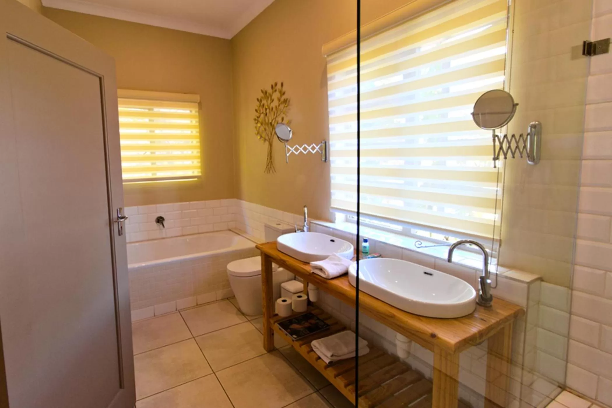 Shower, Bathroom in Ben's Bed and Breakfast