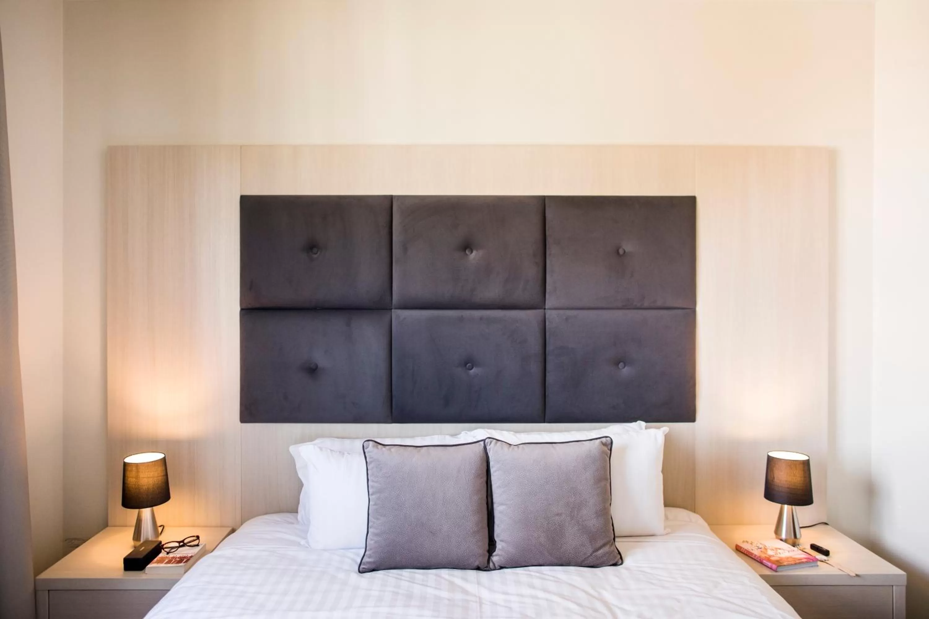 Bed in Zappeion Apartments