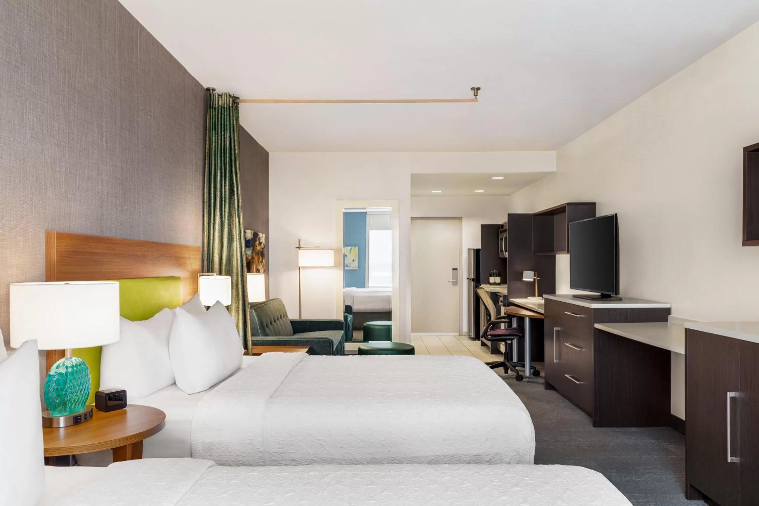 Photo of the whole room, Bed in Home2 Suites by Hilton Lubbock