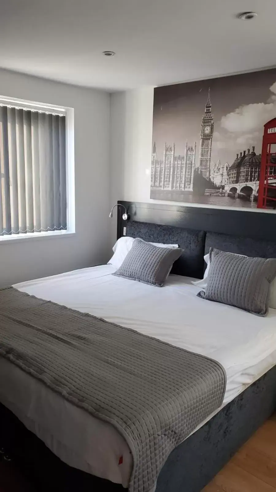 Deluxe Double Room in Bell Gate House Deluxe Double Room in Bell Gate House