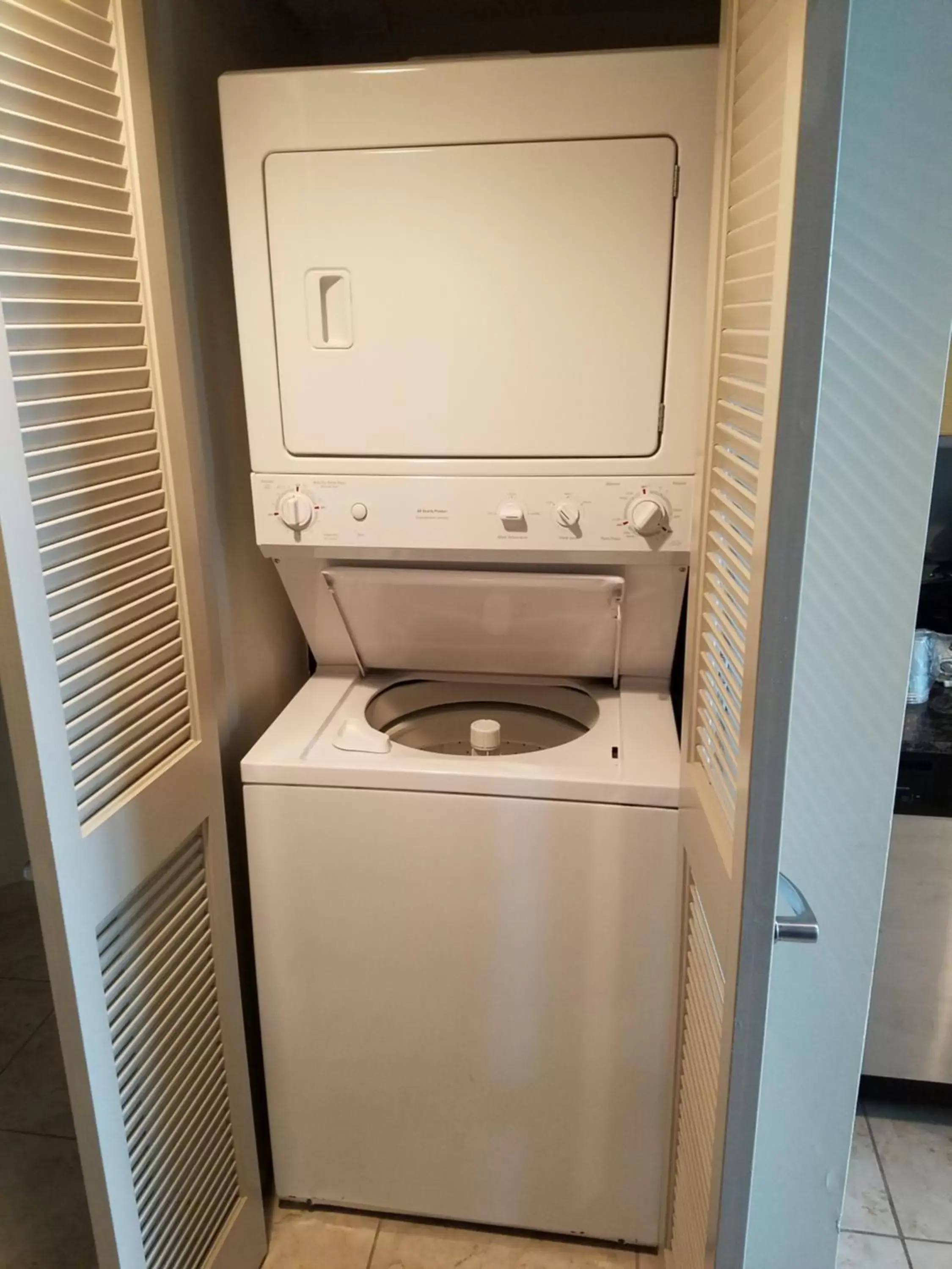 Two-Bedroom Suite with Two King Beds - Ocean Front in Oceans One Resort Two-Bedroom Suite with Two King Beds - Ocean Front in Oceans One Resort