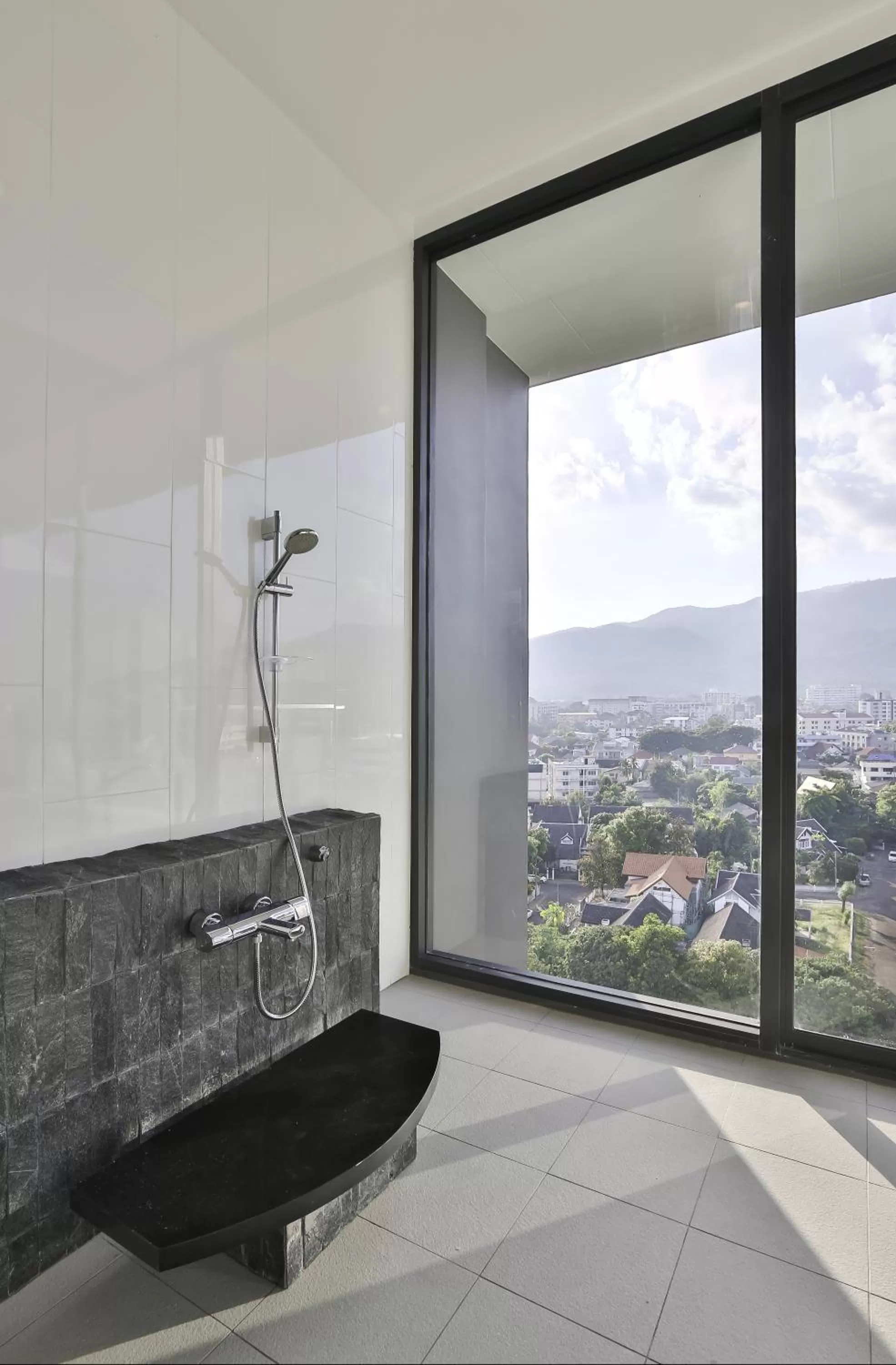 Shower in Eastin Tan Hotel Chiang Mai