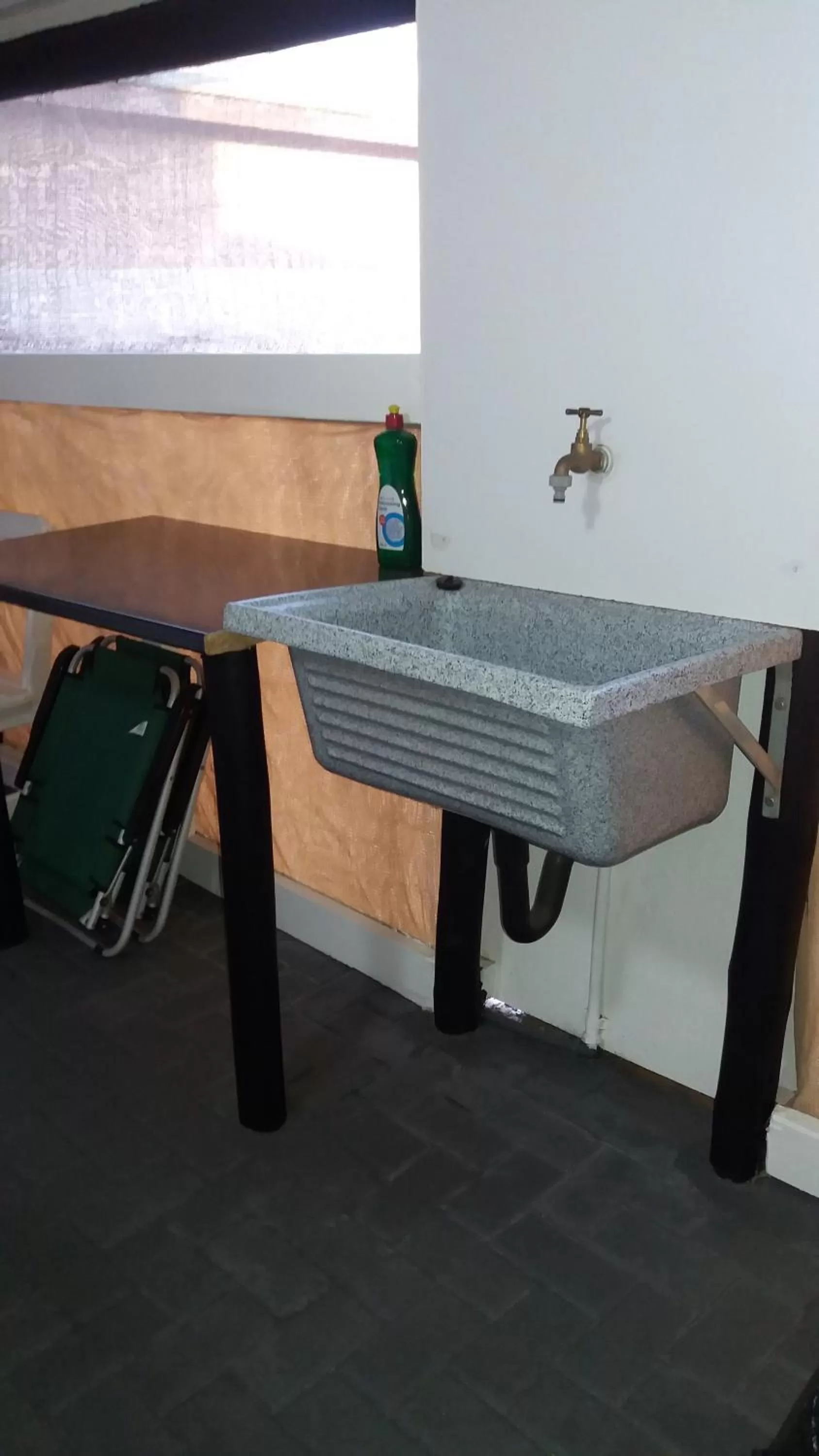 Communal kitchen in Sunflower Self-Catering