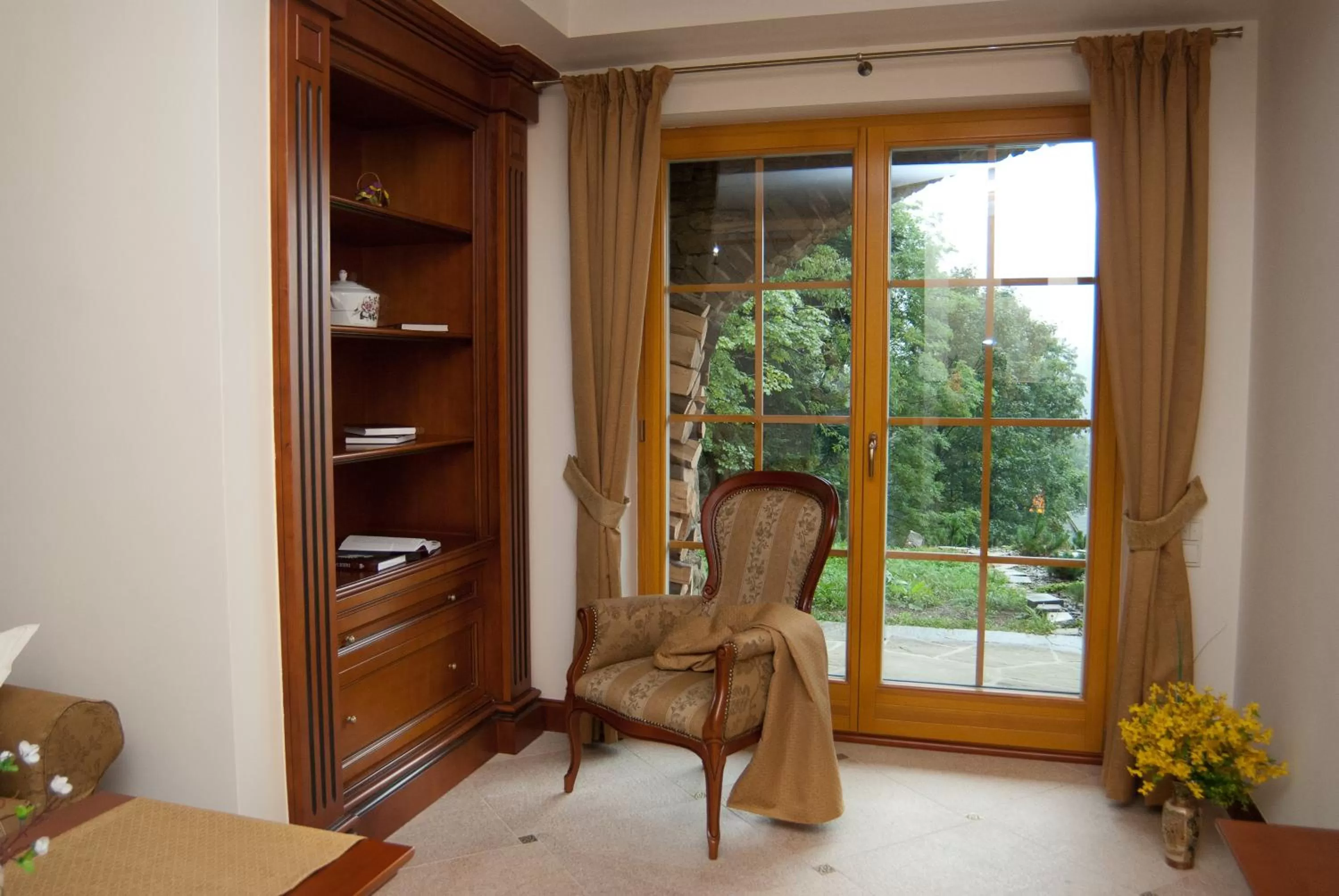 One-Bedroom Apartment (4 Adults) in Krupówka Mountain Resort Szczyrk