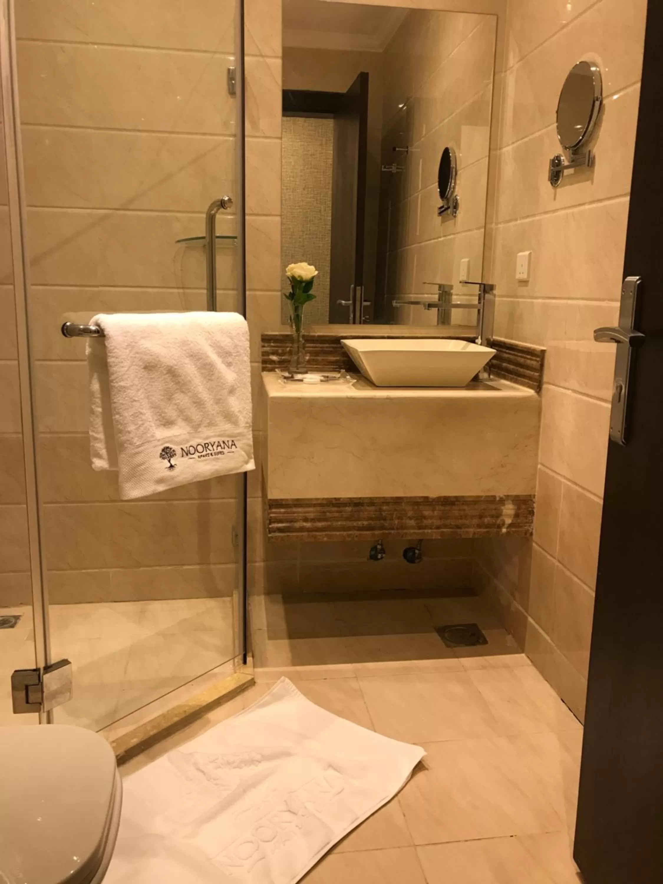 Bathroom in Nooryana Suites and Apartments