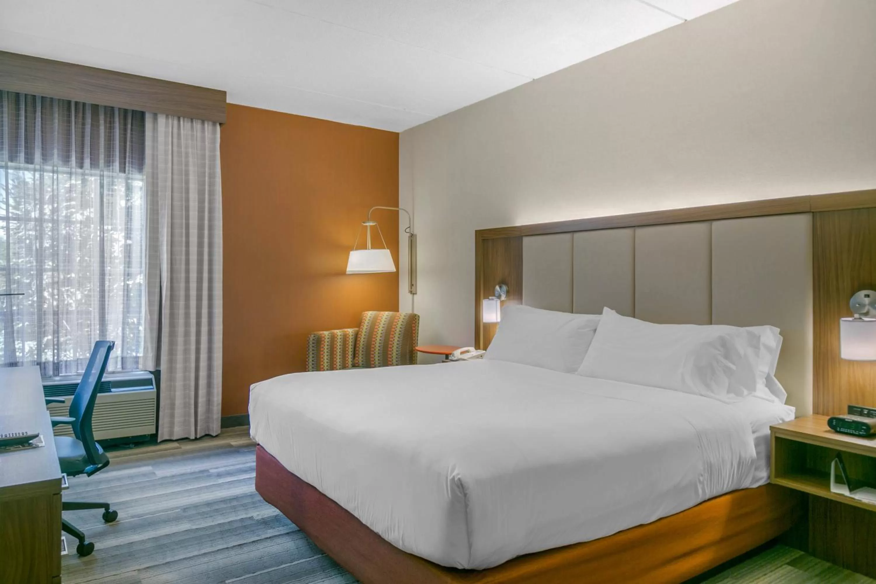 Bedroom, Bed in Holiday Inn Express Mount Arlington by IHG