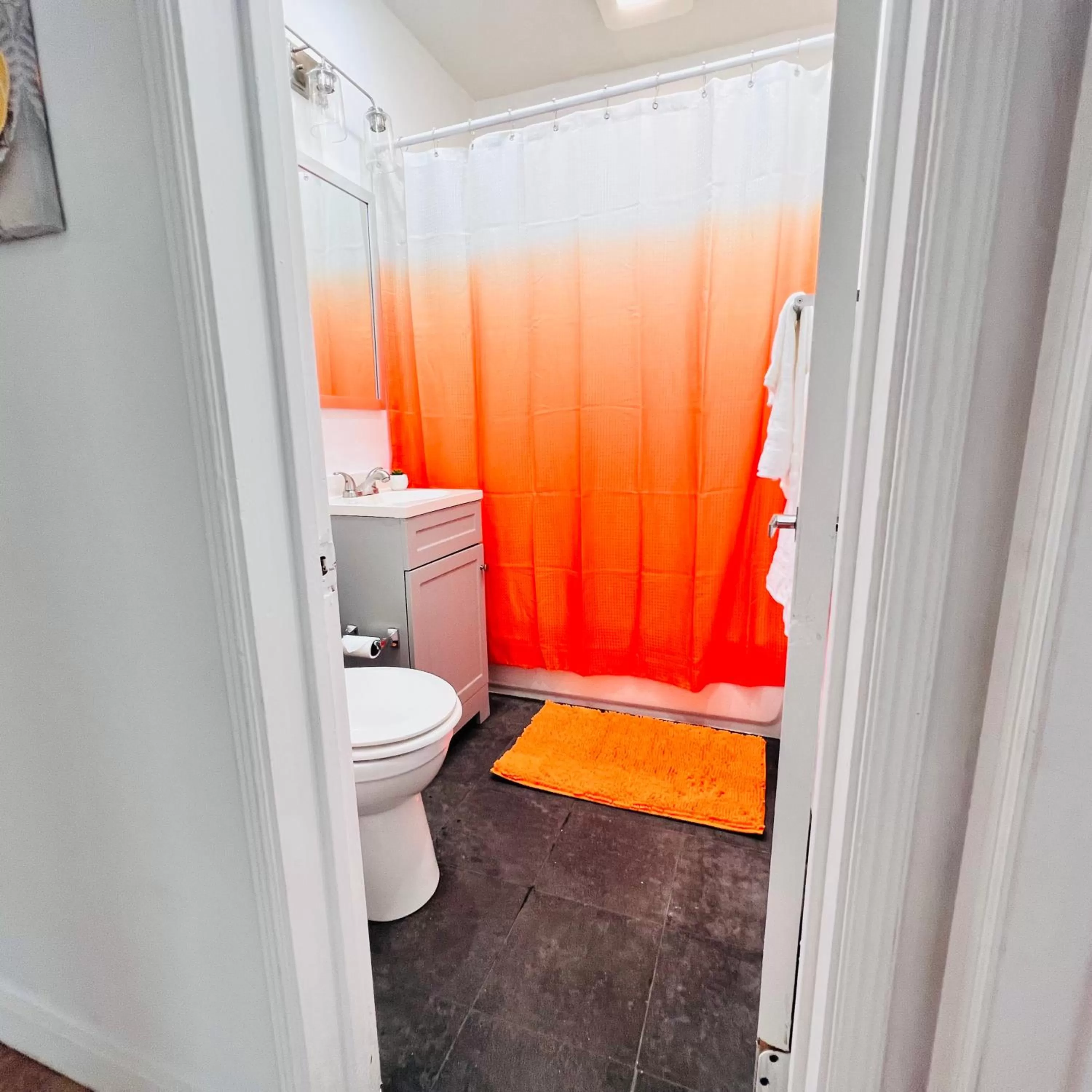 Bathroom in CocoBay 2BR Condos Near Beach, Galleria Mall, Wilton Manors, Cruise Port