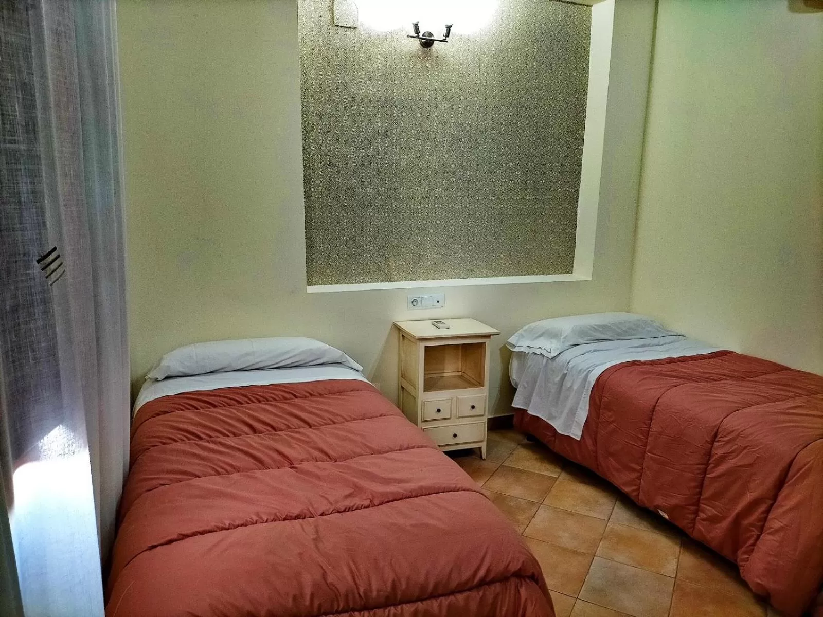 Bedroom, Bed in Abadia Suites