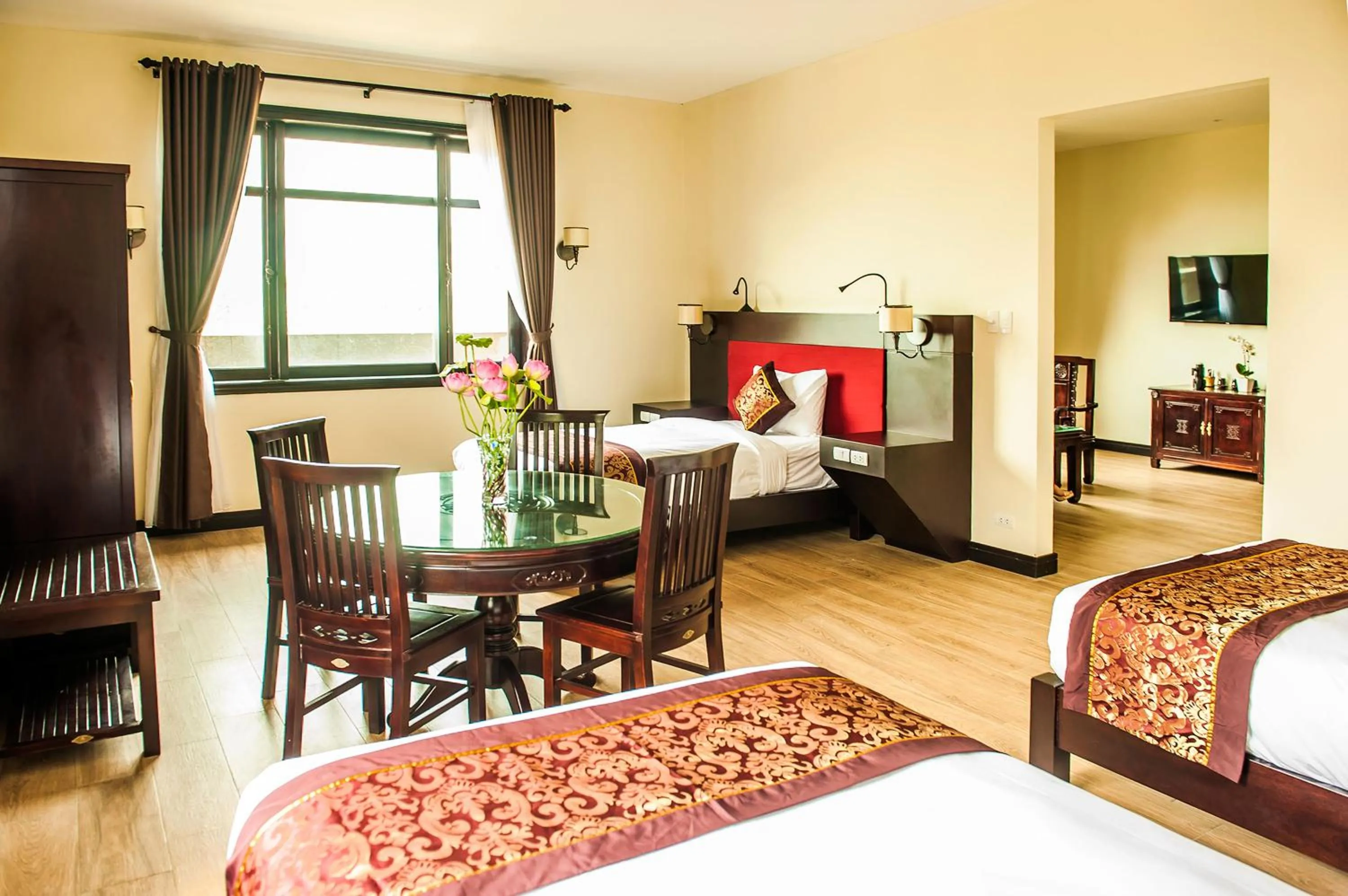 Photo of the whole room, Bed in Khách xá Bái Đính