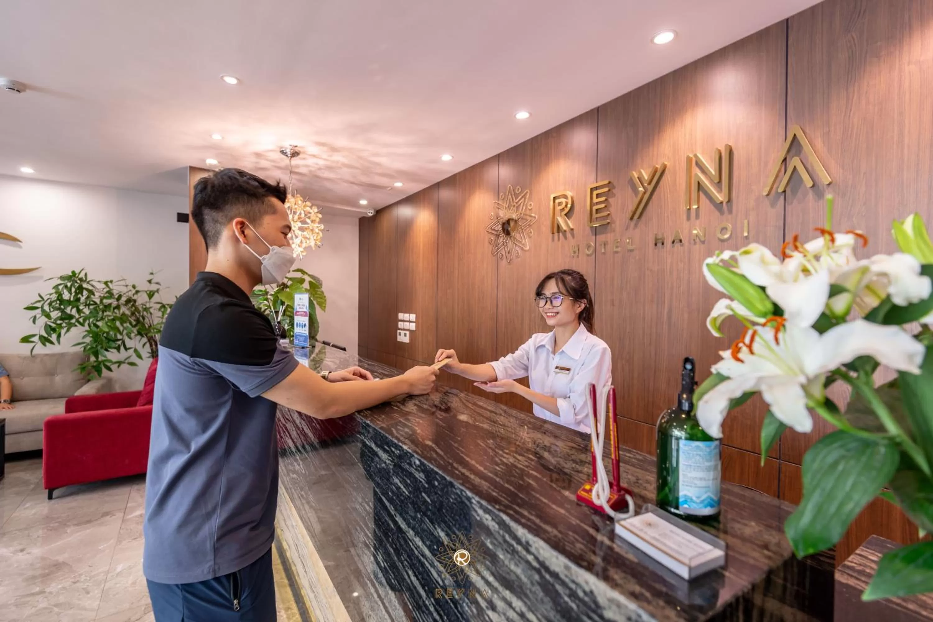 Staff in Reyna Hotel Hanoi & Spa