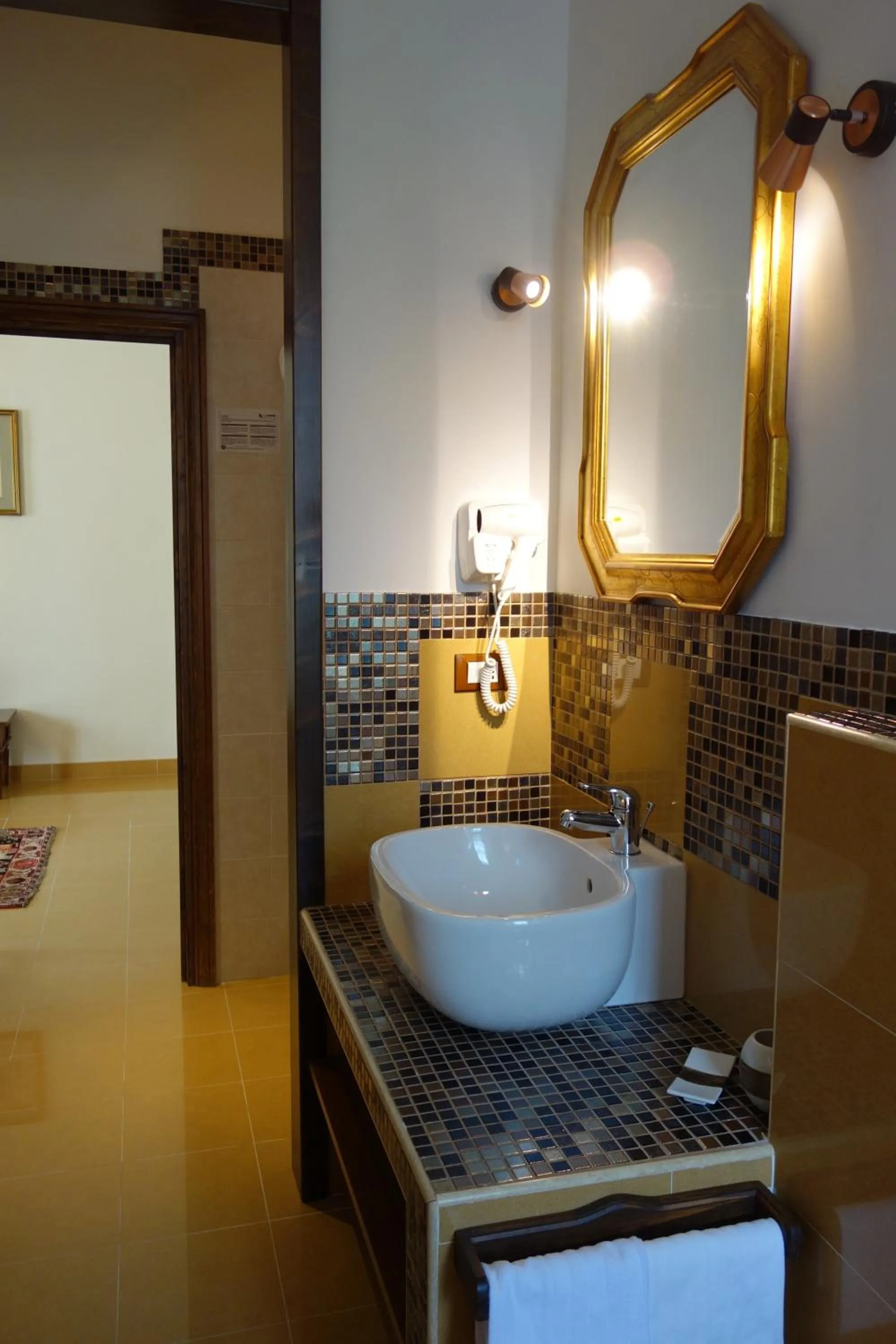 Bathroom in Hotel Roma