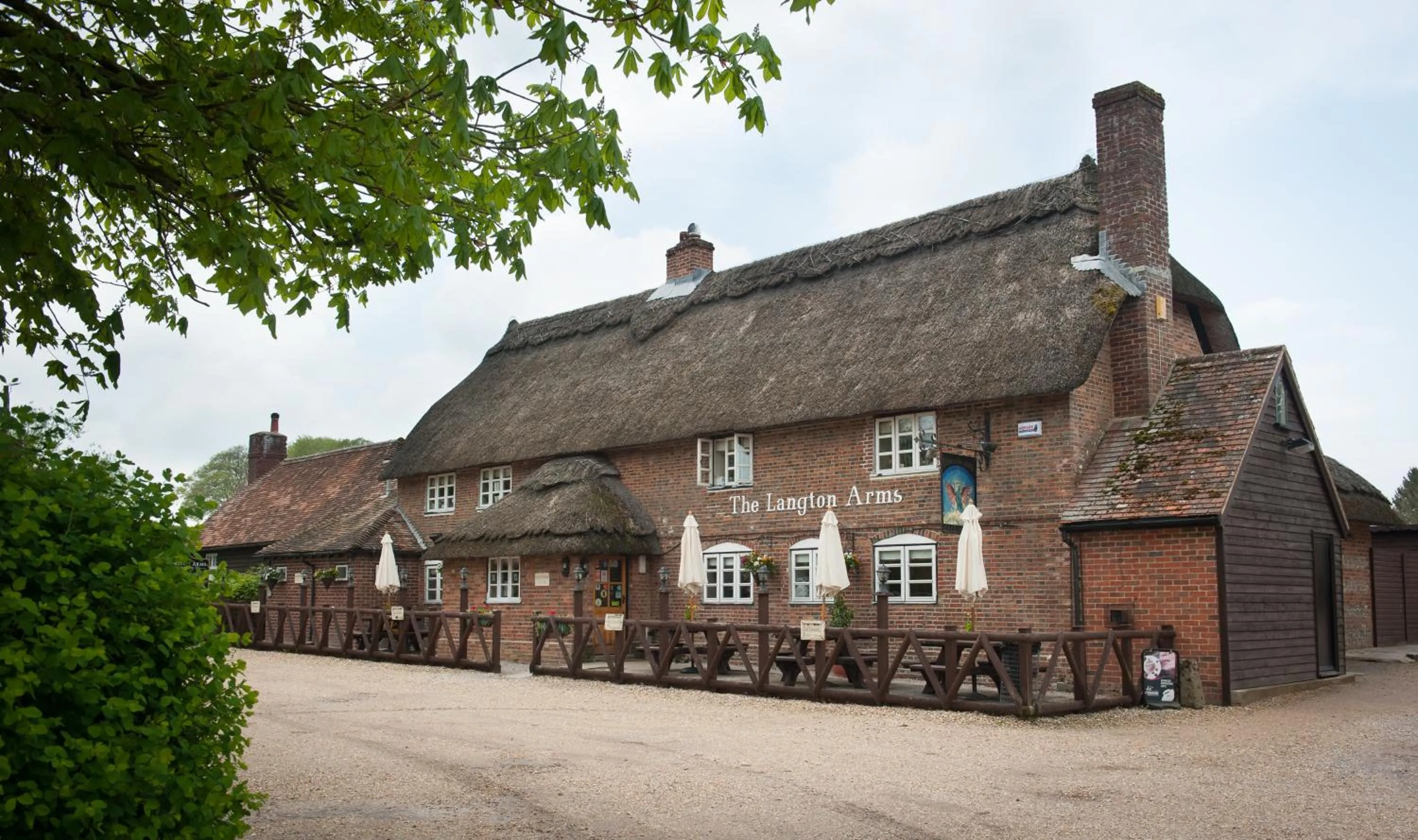 Facade/entrance in The Langton Arms