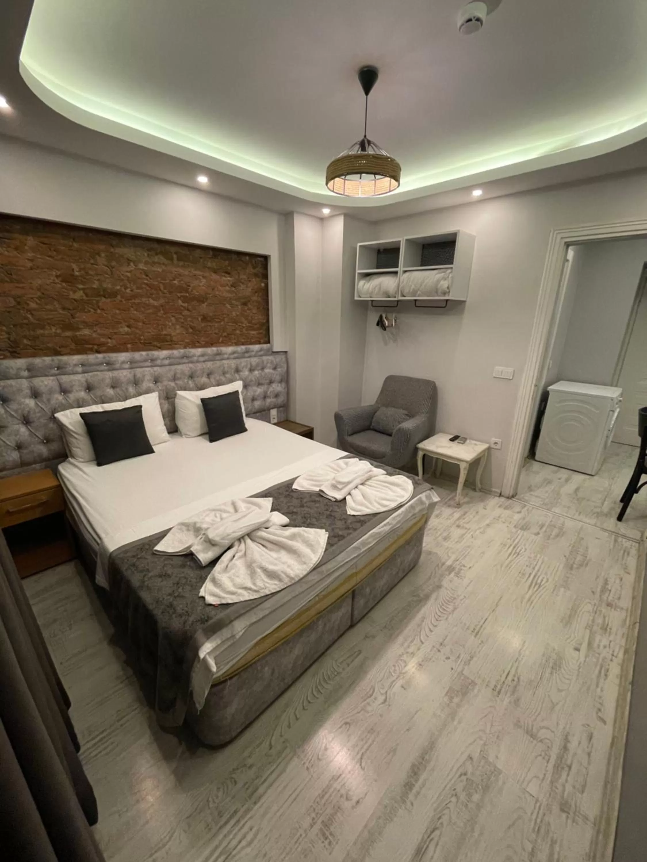 Bed in Arat Apartments