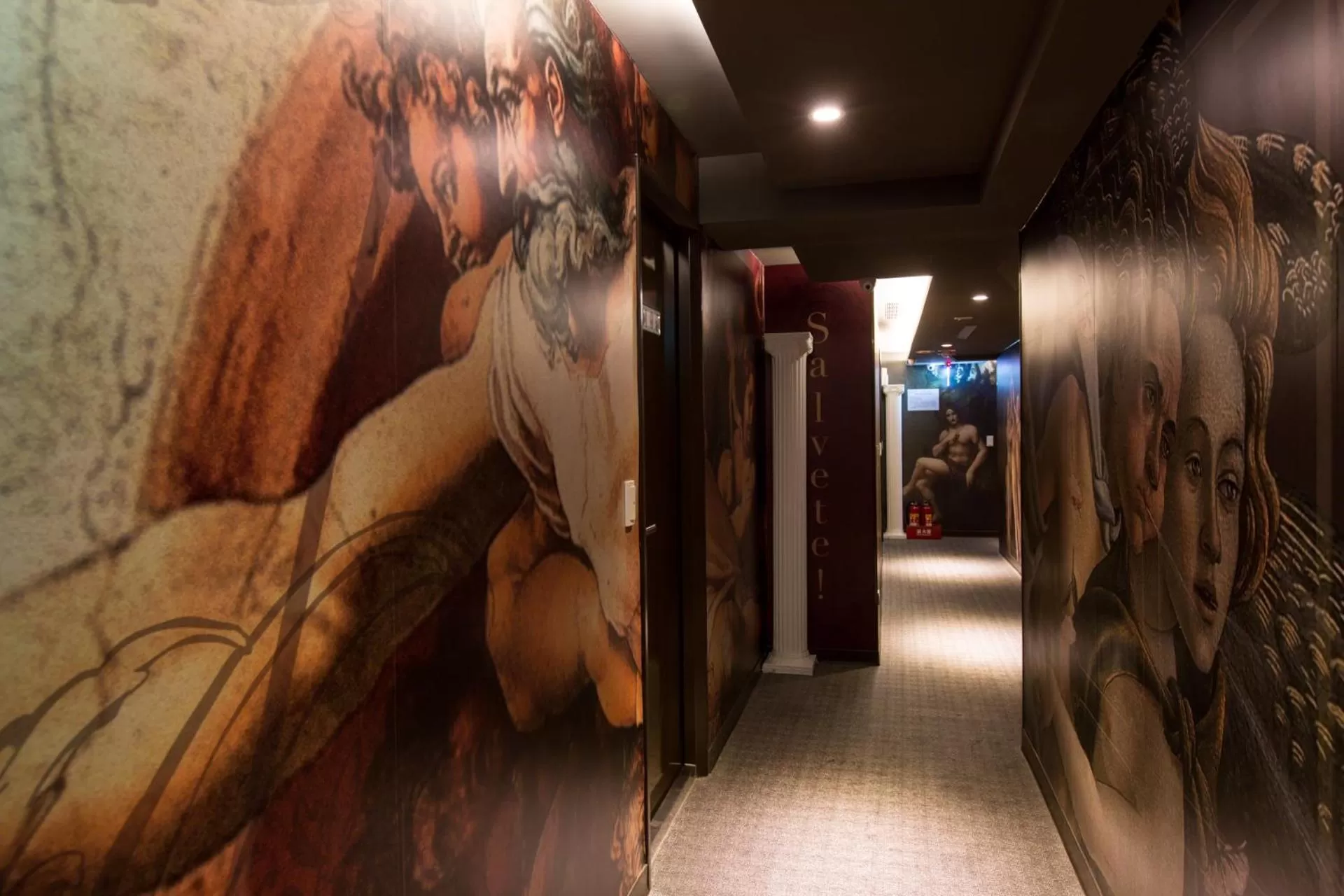 Decorative detail in Morwing Hotel - Culture Vogue