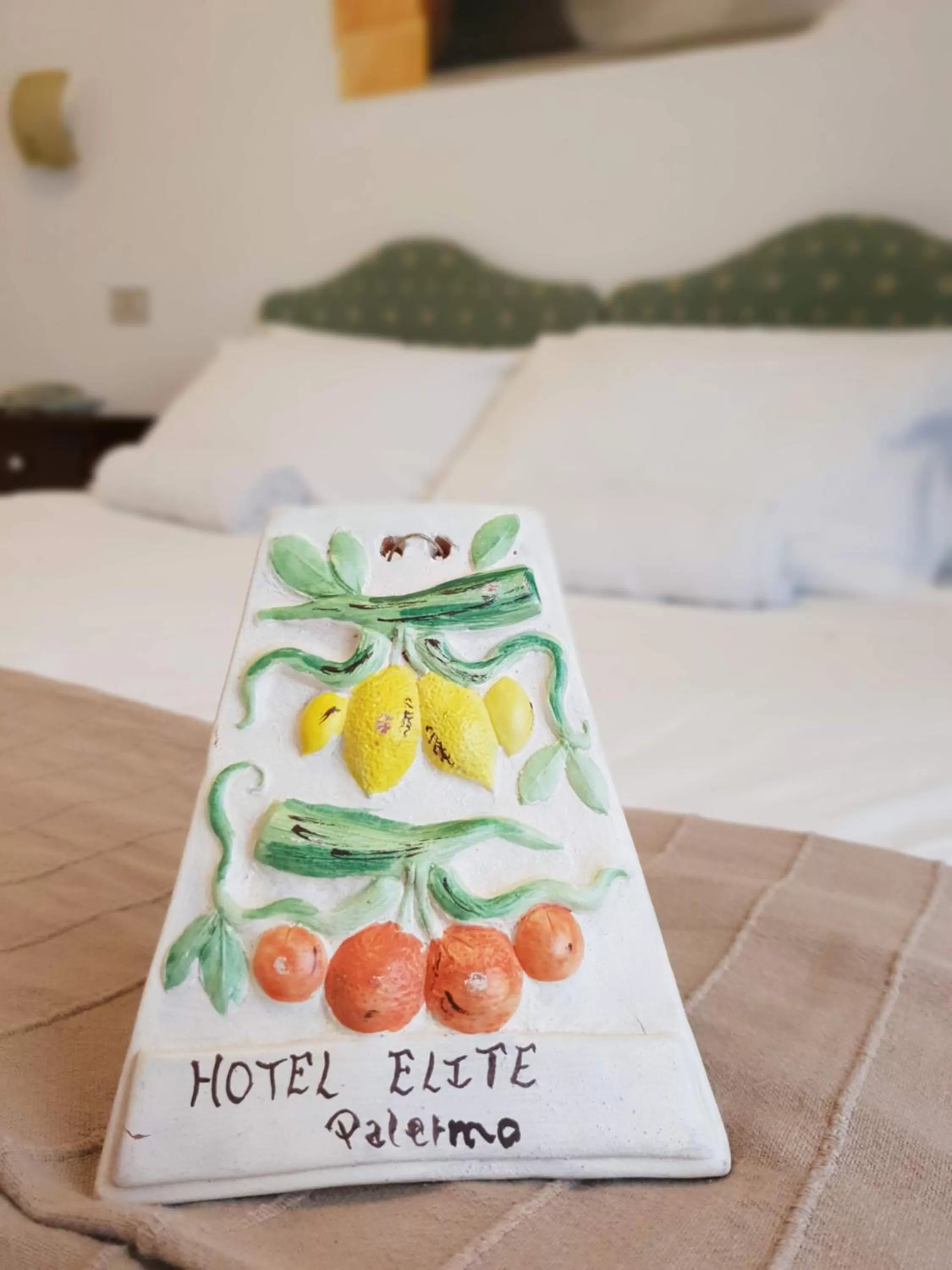 Photo of the whole room, Bed in Hotel Elite Palermo Centro