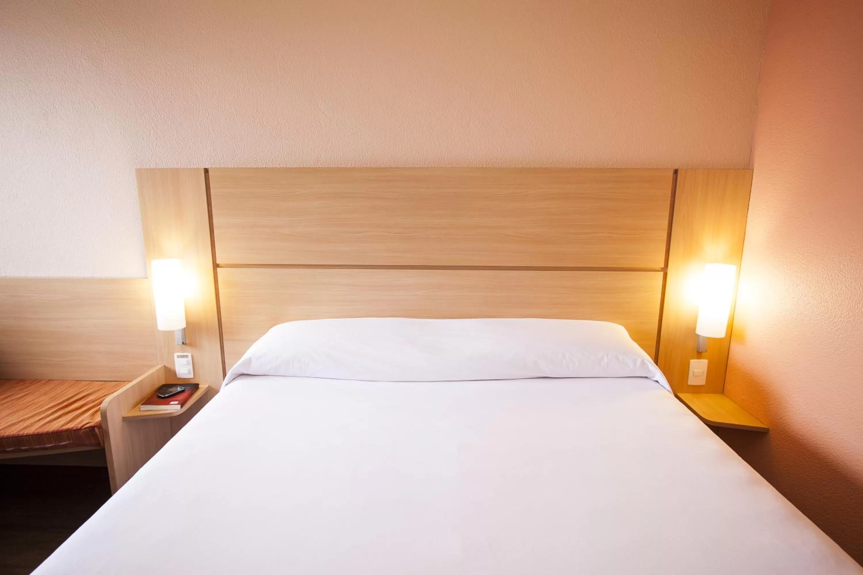 Bed in ibis Manaus Distrito Industrial