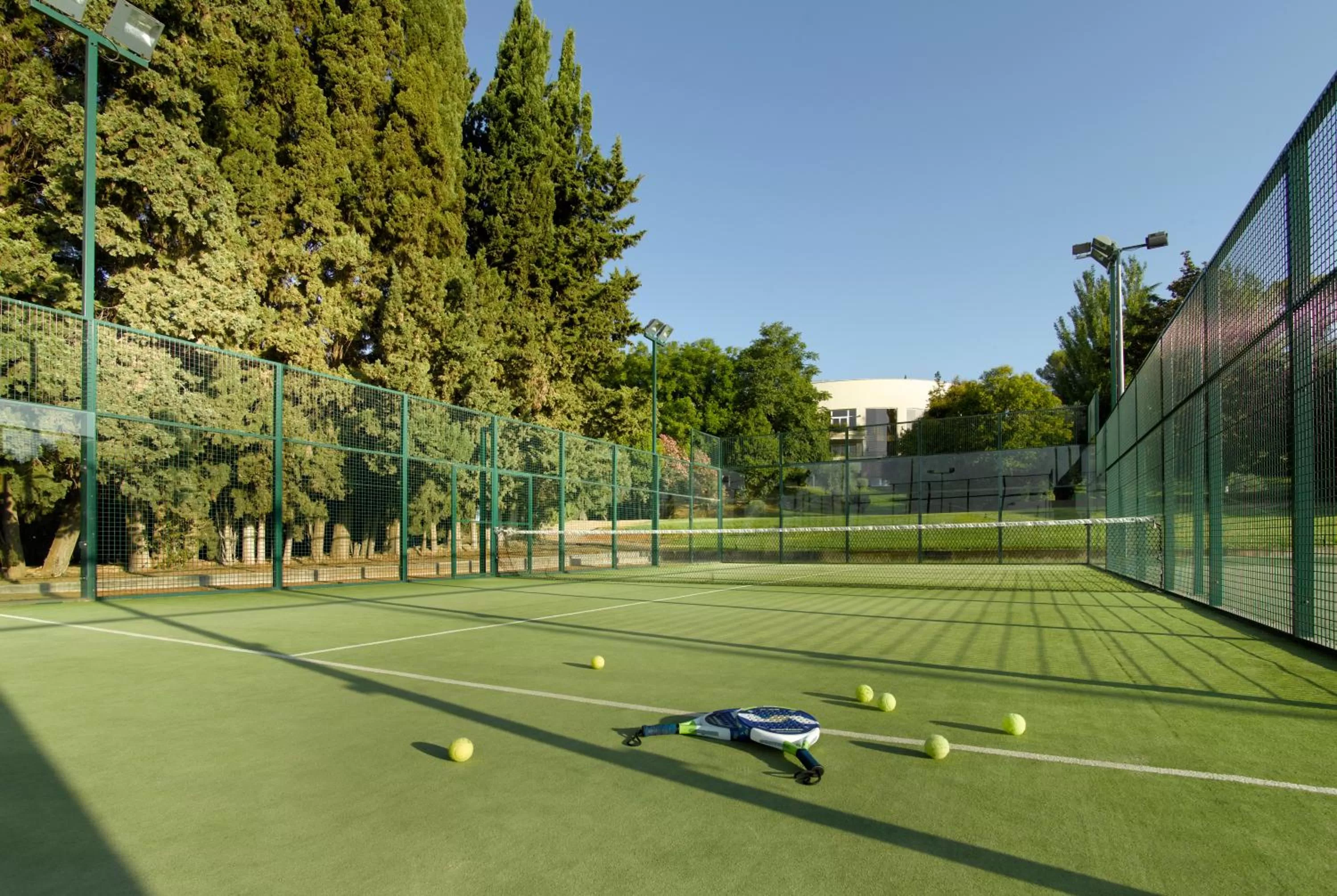 Tennis court in Parador de Cordoba