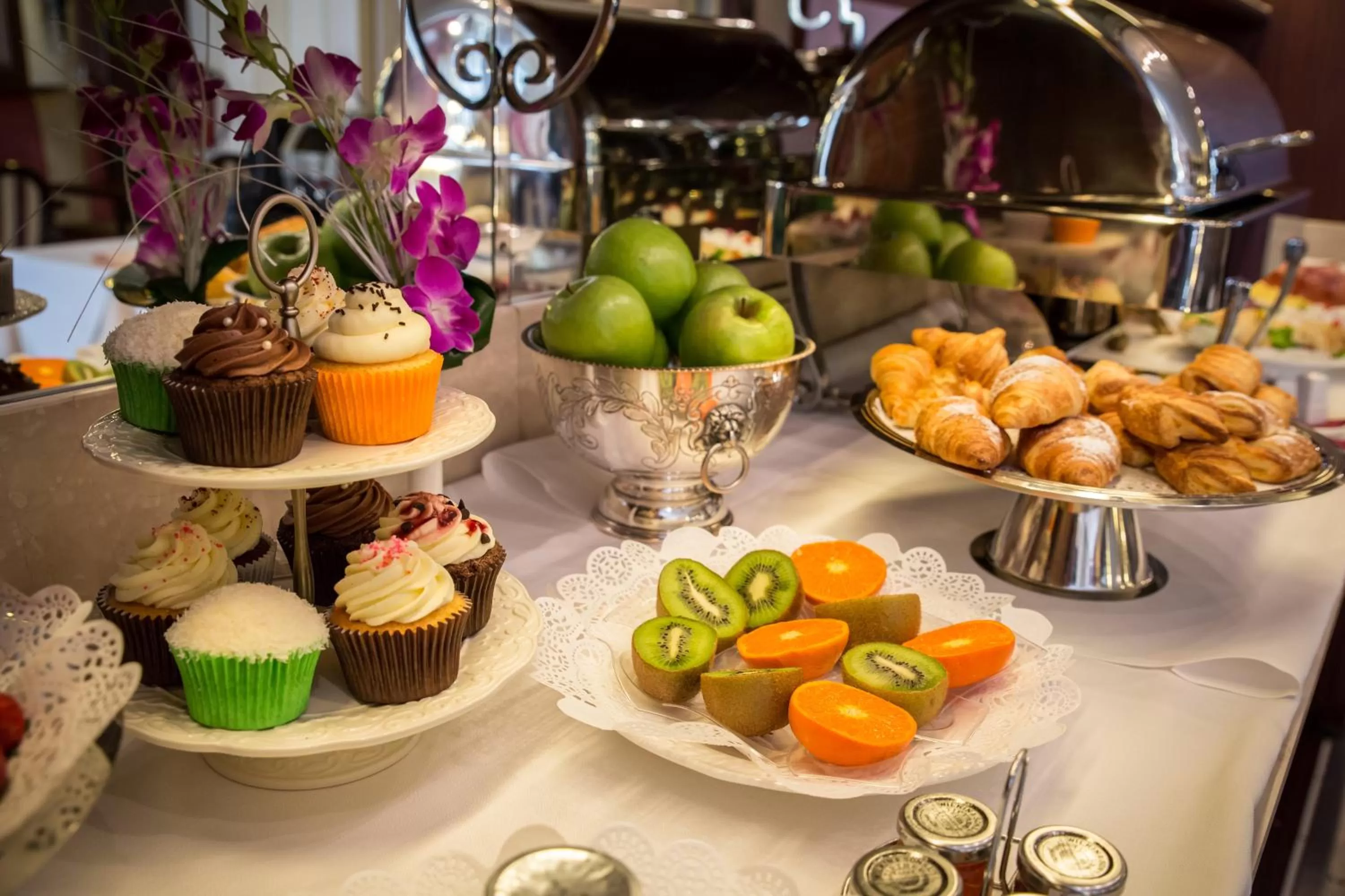 Food in Victoria Hotel Letterario