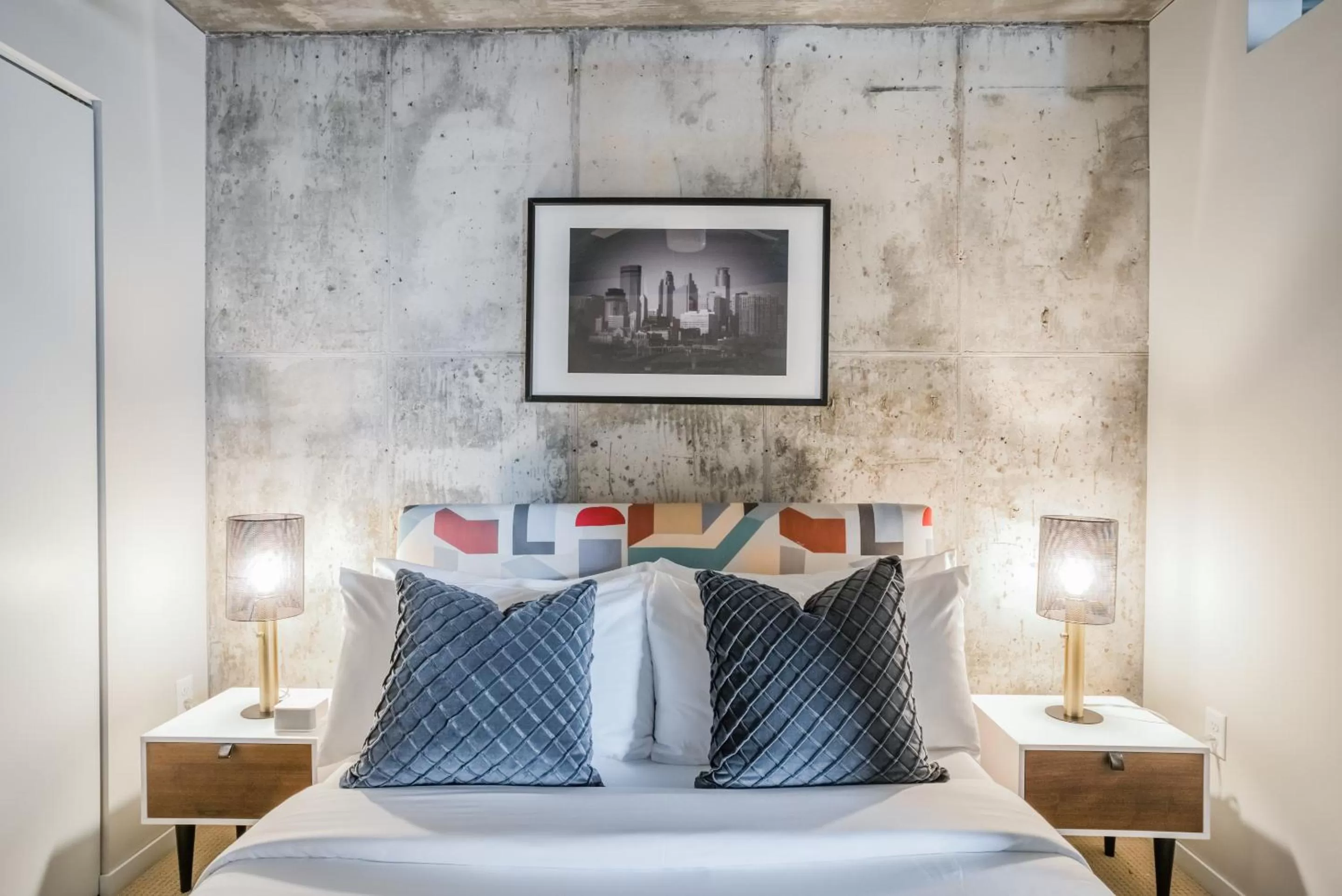 Bed in Mint House Minneapolis - Downtown West